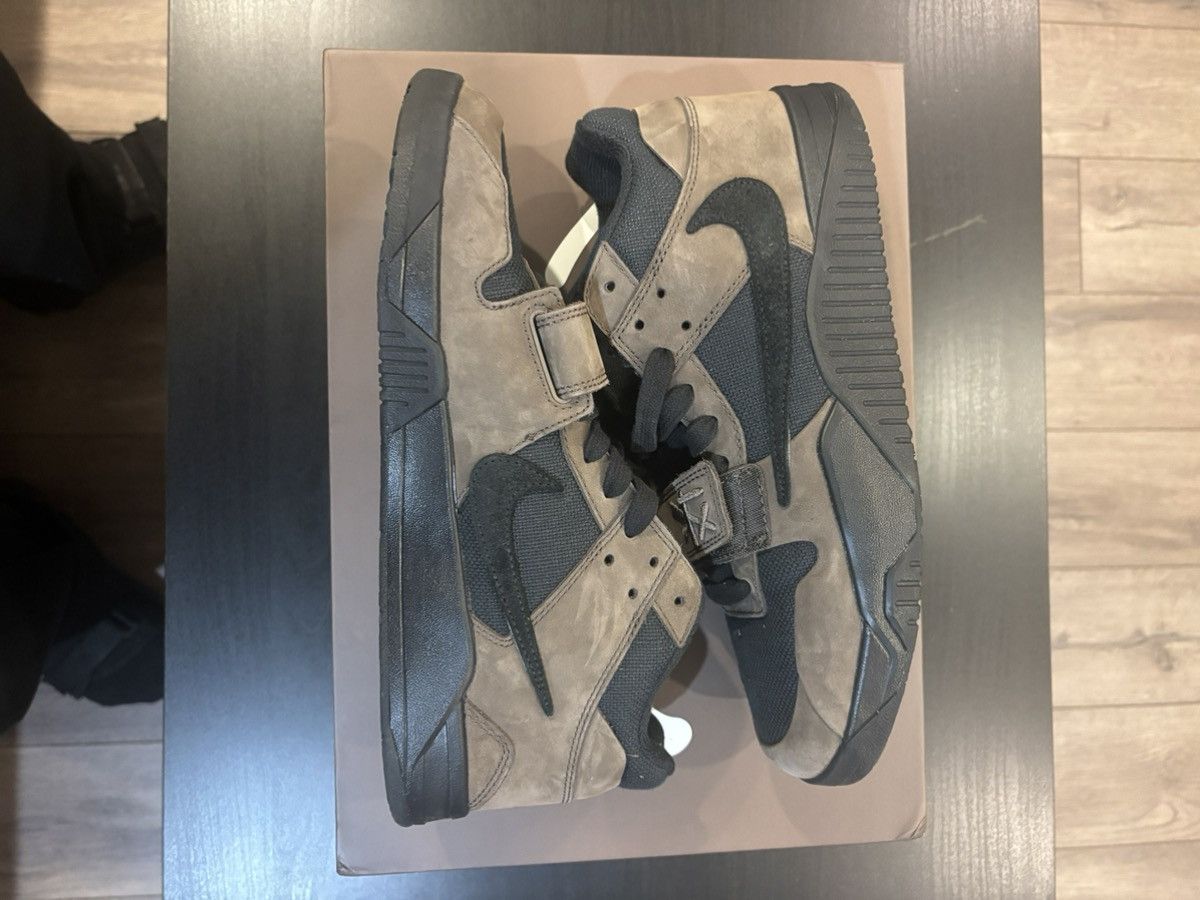Jordan Brand × Travis Scott Travis Scott Jumpman Dark Mochas Size US 9.5 / EU 42-43 - 2 Thumbnail