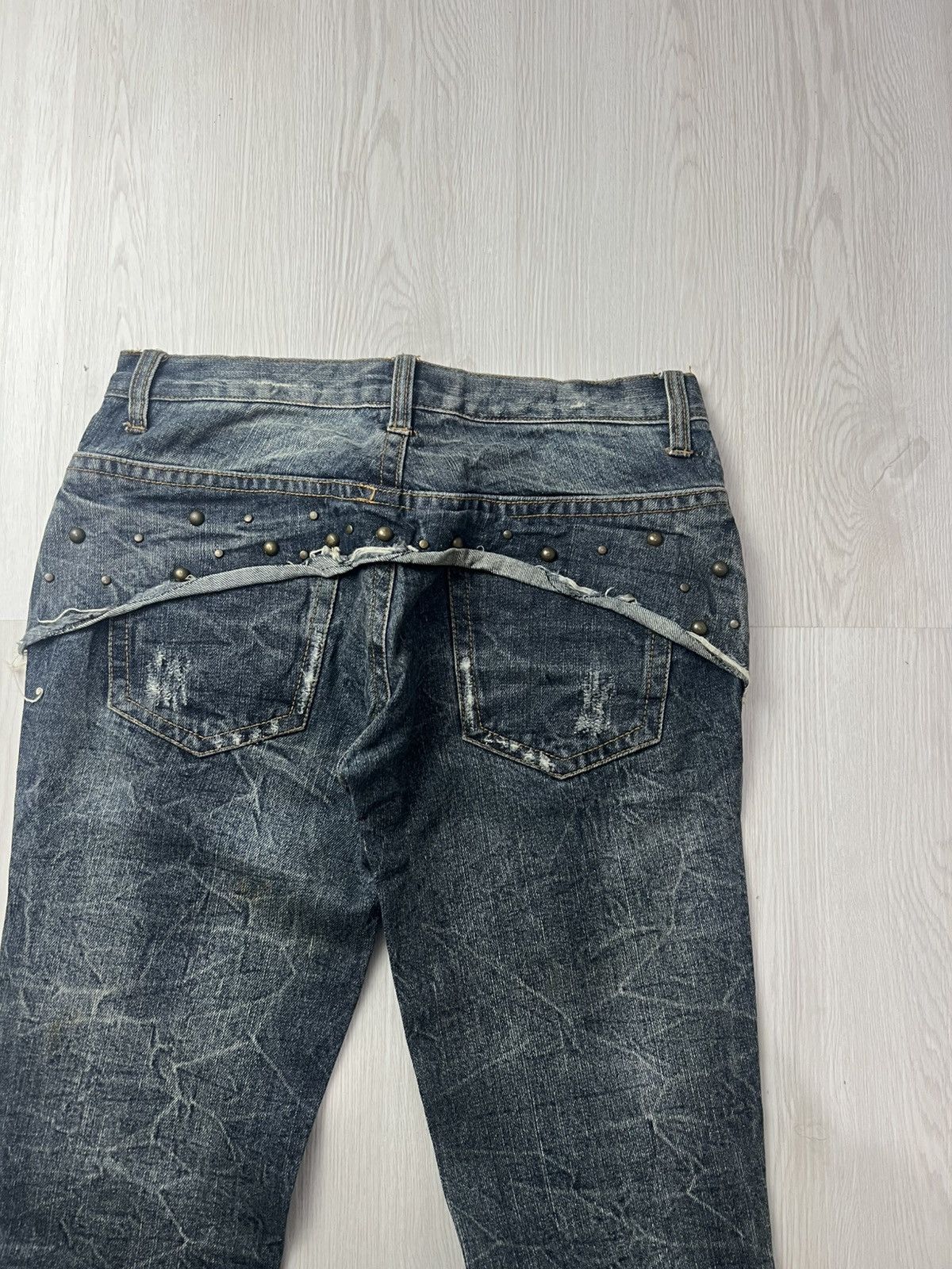 If Six Was Nine × Le Grande Bleu (L.G.B.) × Tornado Mart Lowbox Studded Distressed Clawmark Flared Denim Size US 31 - 4 Thumbnail