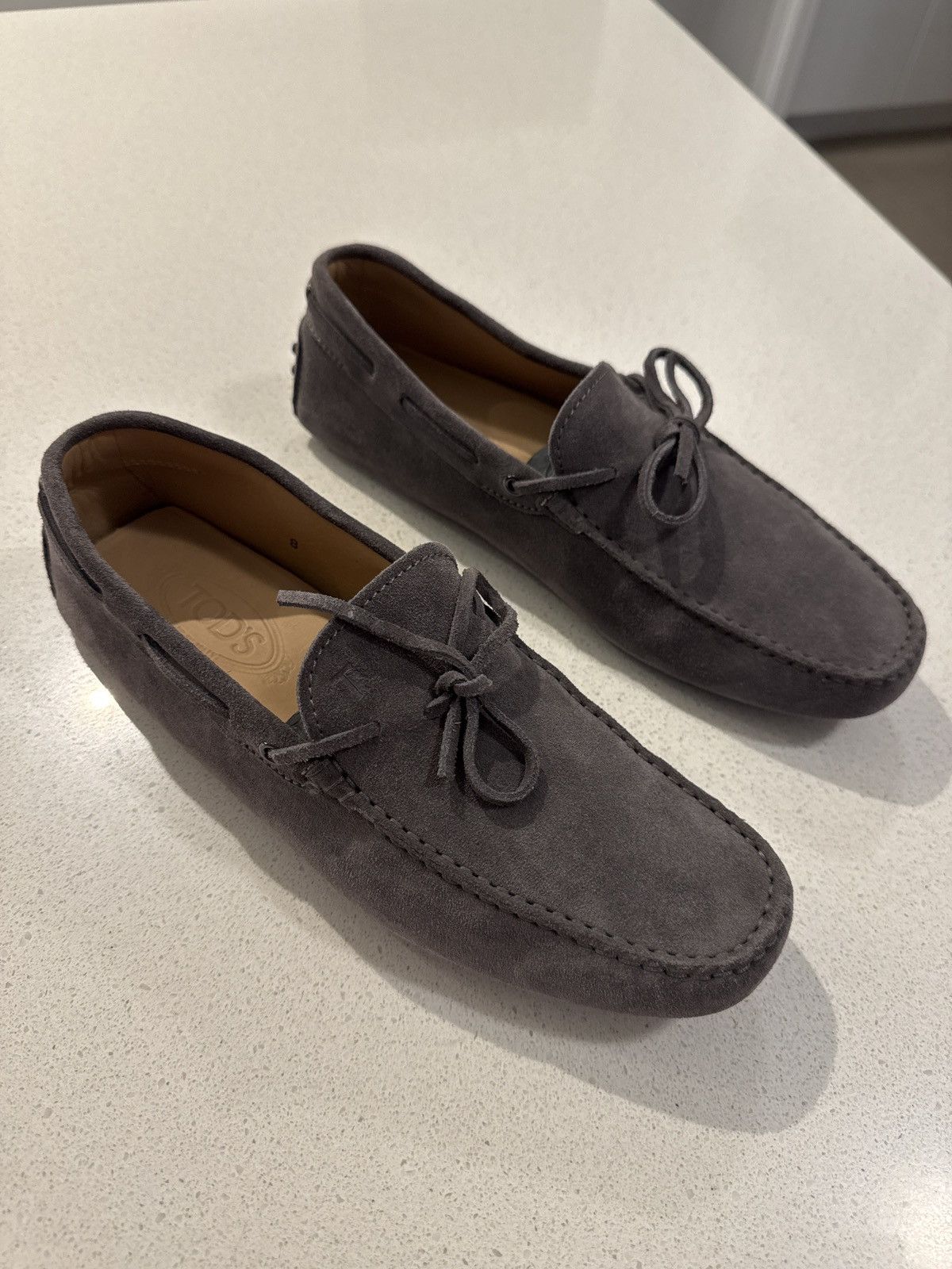 Tod's Tod’s gommino loafers size 8 Size US 8 / EU 41 - 1 Thumbnail