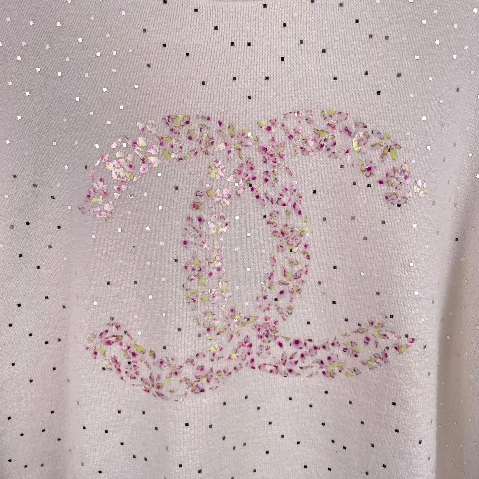 Chanel Chanel Double C Logo Sequin White Sweater Size XS / US 0-2 / IT 36-38 - 3 Thumbnail