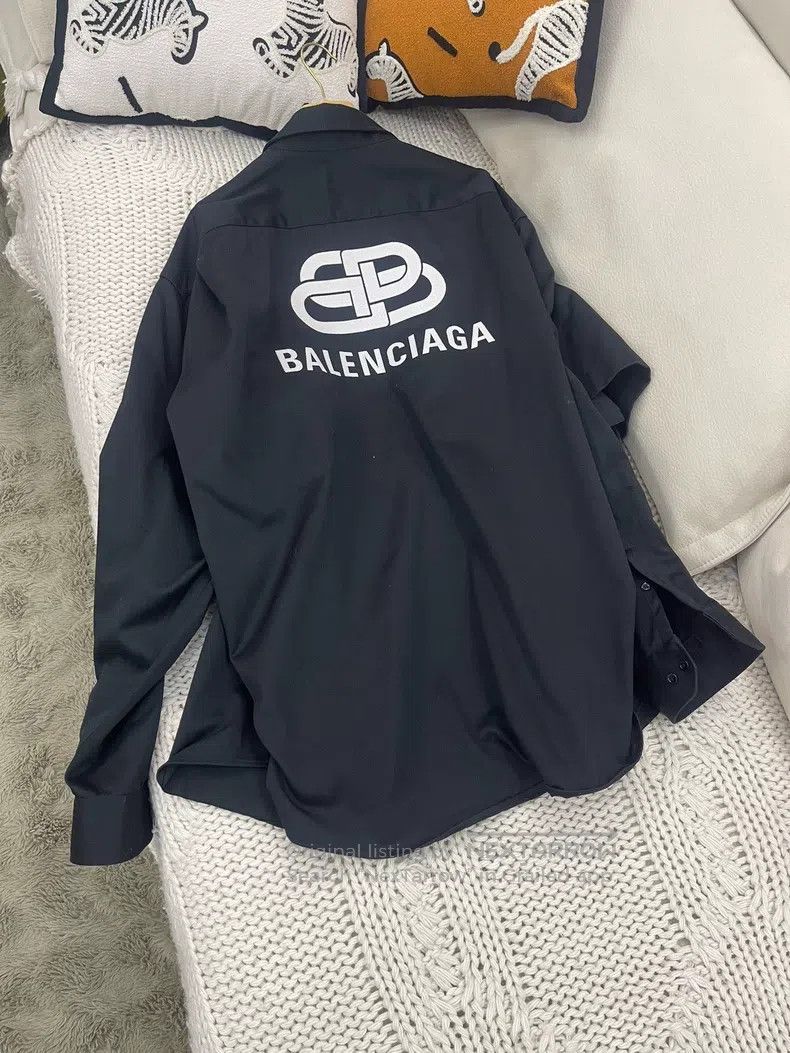 Balenciaga Balenciaga size 39 Back Snap Denim Shirt Size US S / EU 44-46 / 1 - 2 Thumbnail