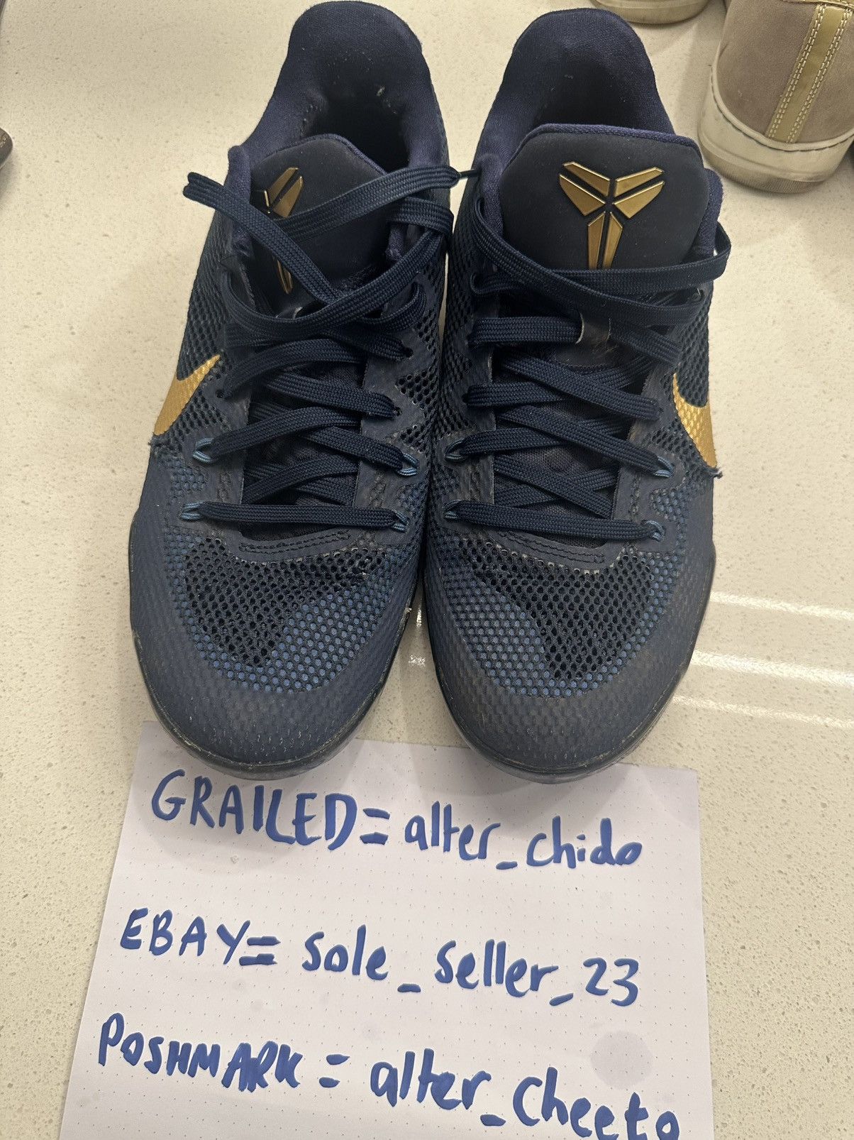 Nike Nike Kobe 11 EM Low Phillipines Size US 10.5 / EU 43-44 - 2 Thumbnail