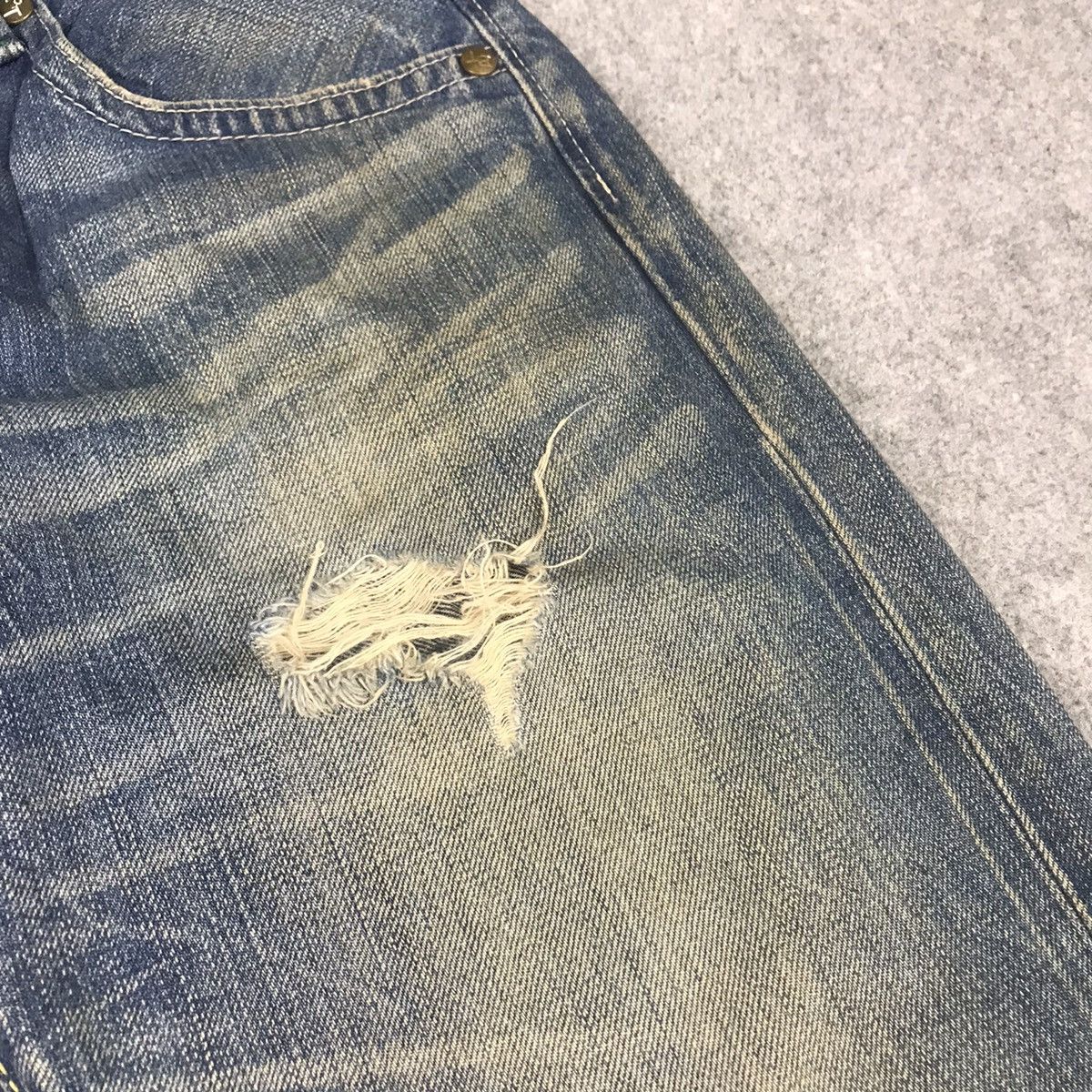 Japanese Brand RIPPED DISTRESSED EDWIN BLUE TRIP DENIM PANTS 145 Size US 28 / EU 44 - 6 Thumbnail