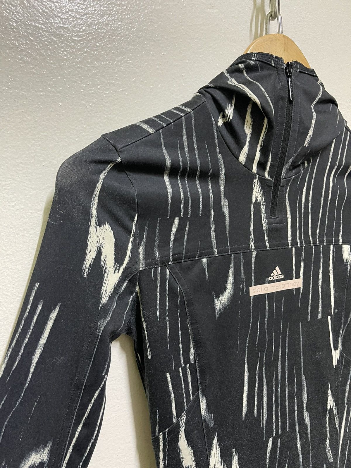 Adidas × Stella McCartney Adidas by Stella McCartney Run Printed Hoodie Size XS / US 0-2 / IT 36-38 - 2 Thumbnail