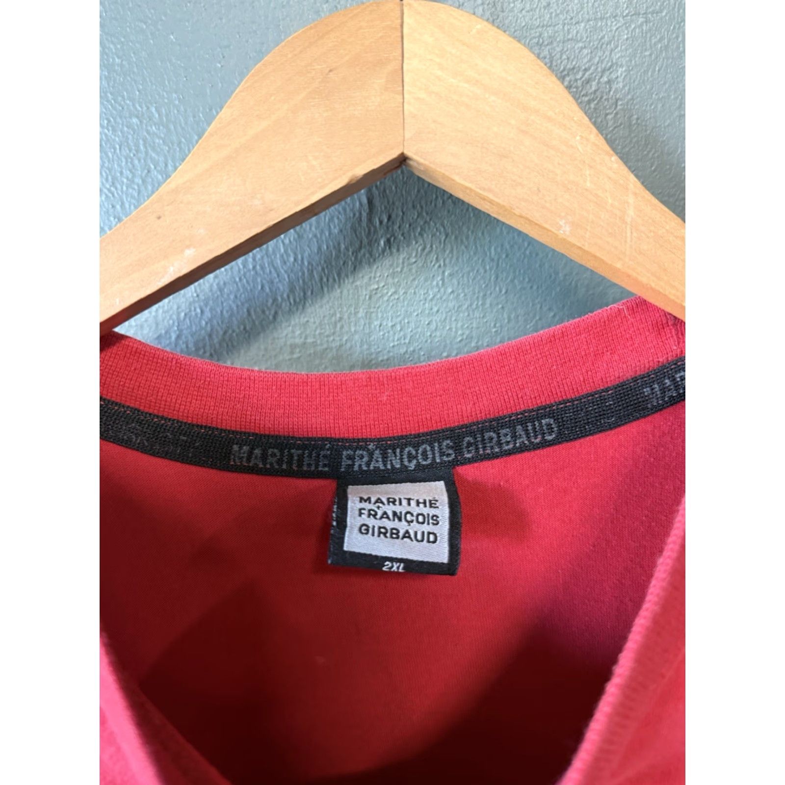 Vintage VINTAGE Marithe Francois Girbaud Mens Red Short Sleeve Graphic T-shirt 2XL Size US XXL / EU 58 / 5 - 3 Thumbnail