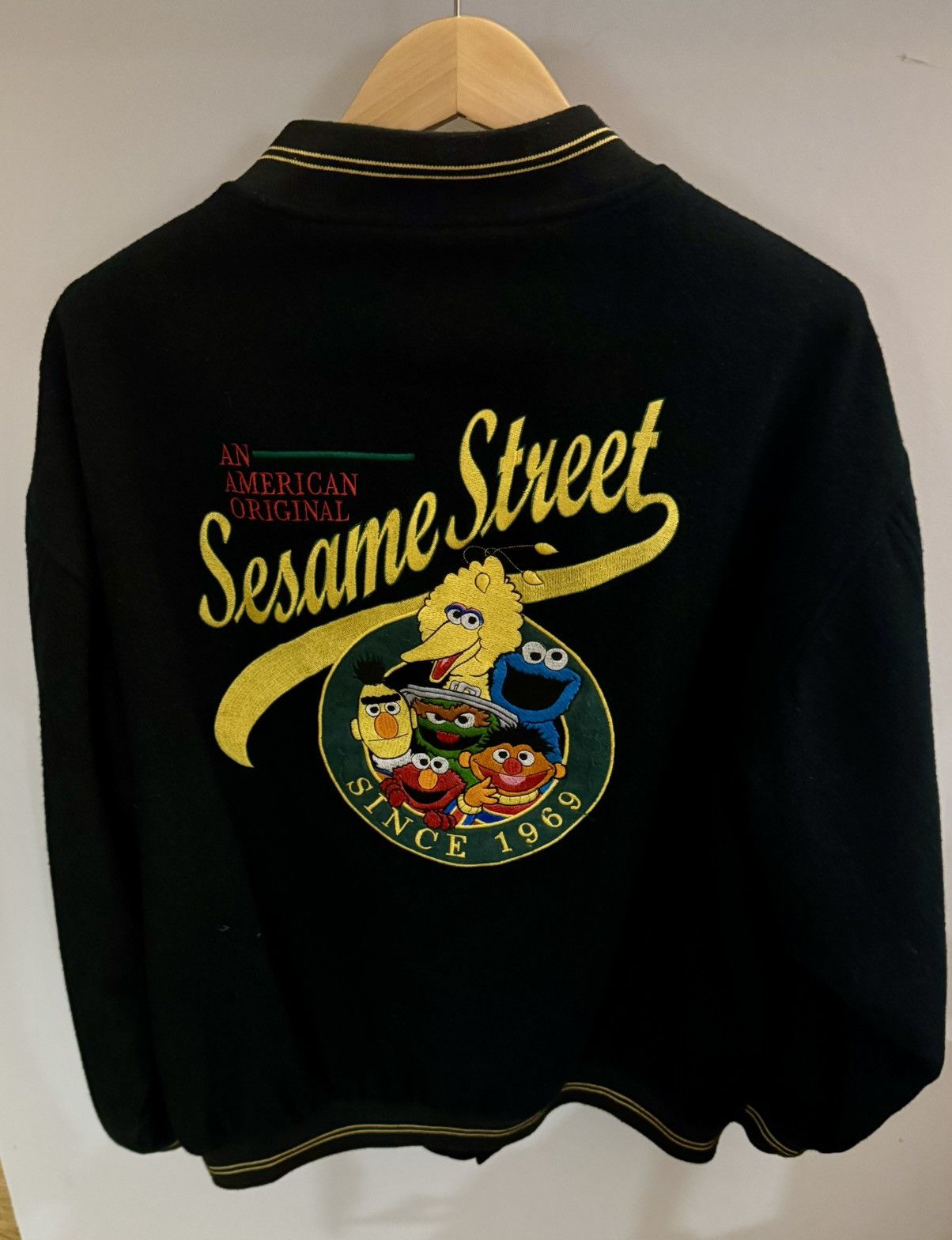 Other Vintage 90s Sesame Street Varsity Jacket – Chicago Store Size US L / EU 52-54 / 3 - 2 Thumbnail