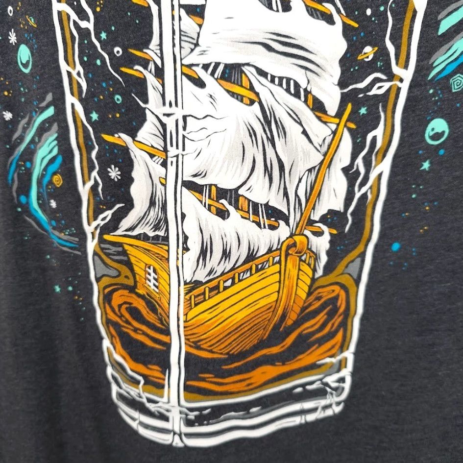 Vintage Into The AM T Shirt Mens Size Large Gray Ship In A Bottle Planets Space Tee Size US L / EU 52-54 / 3 - 4 Thumbnail