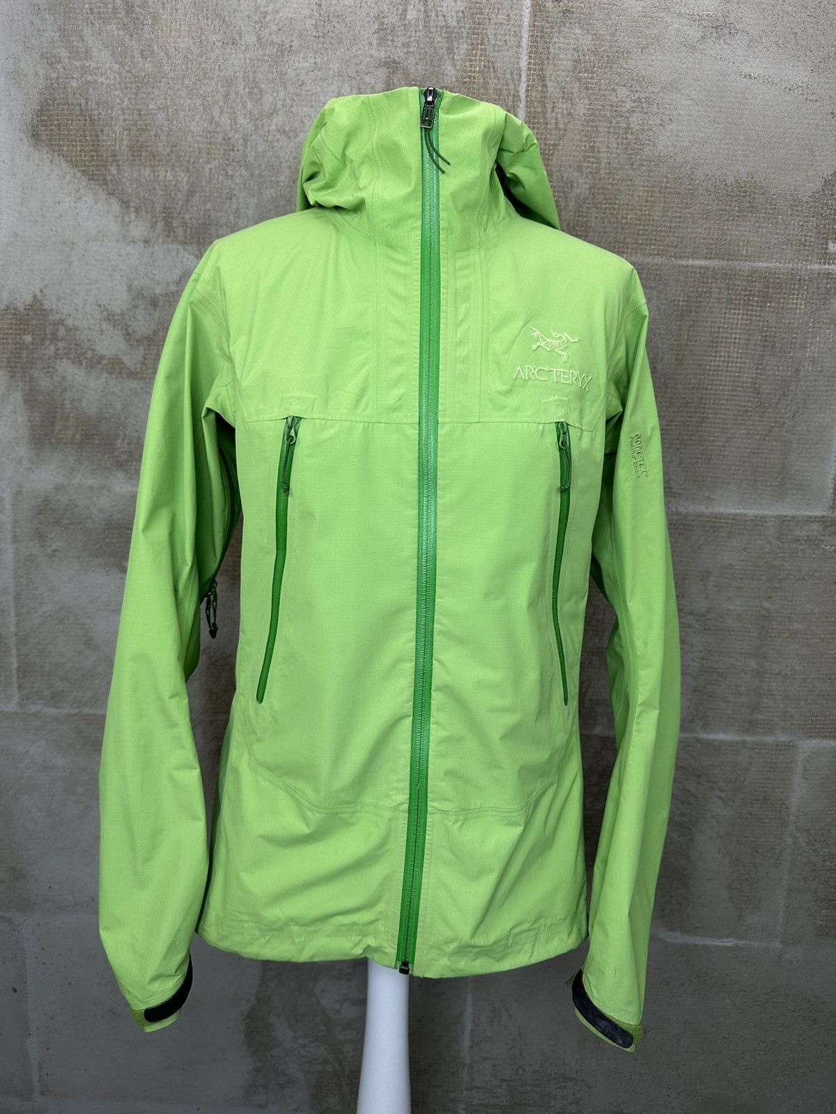 Arcteryx gore Tex jacket