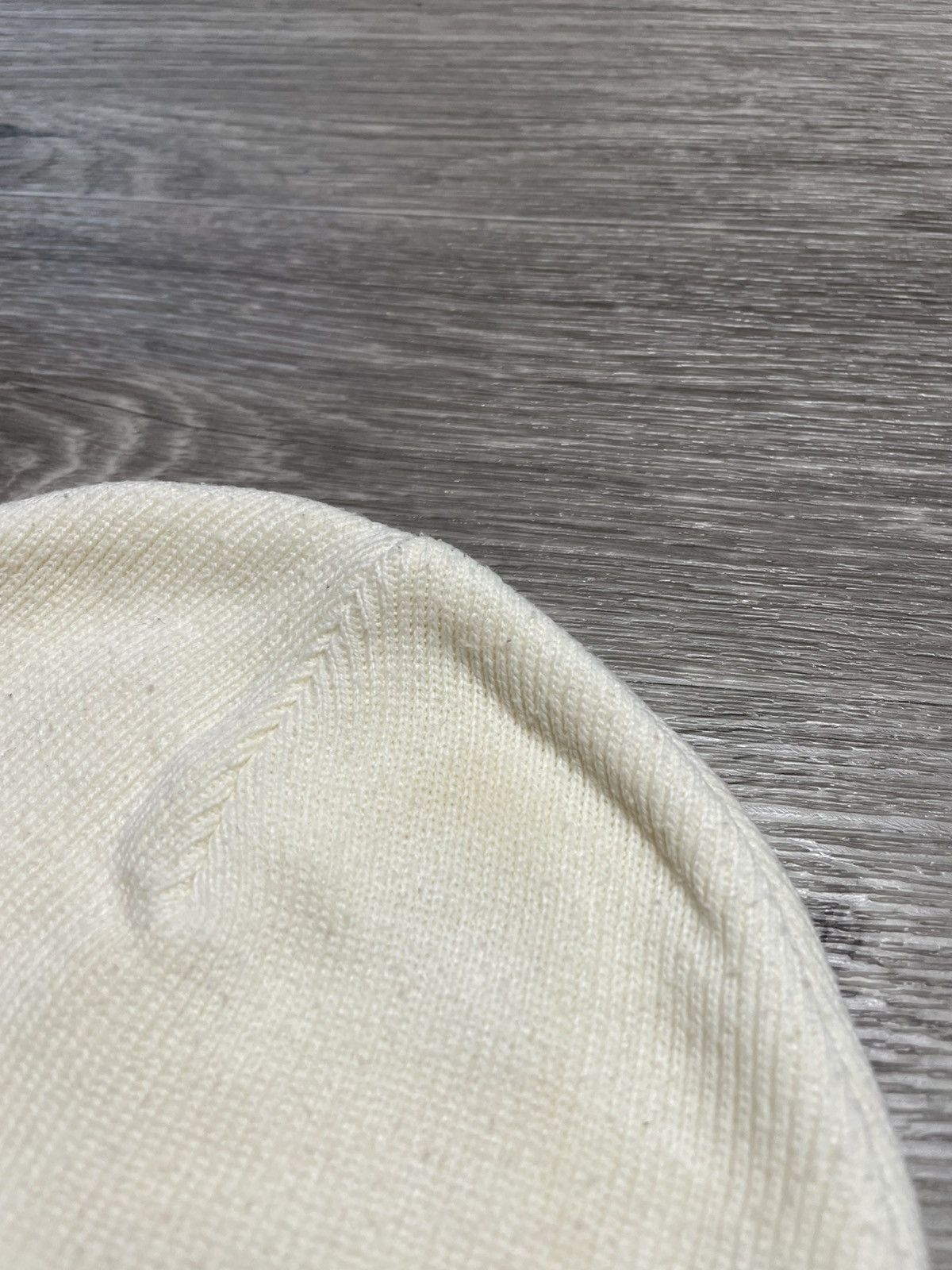 Carhartt Vintage Carhartt White American Script Beanie Hat Y2K Size ONE SIZE - 6 Thumbnail