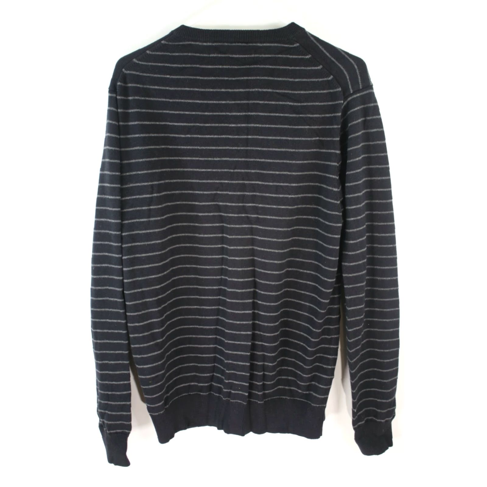 Essentials Amazon Essentials Womens Sweater V-Neck Long Sleeve Striped Knit Black Large Adult Size Large Pullover Casual 90s Classic Mens? Wait. No. End. Size L / US 10 / IT 46 - 2 Thumbnail