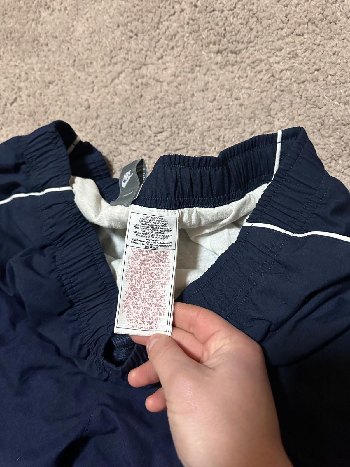 Nike Vintage Nike Track Pant Blue Sz L Size US 34 / EU 50 - 7 Thumbnail
