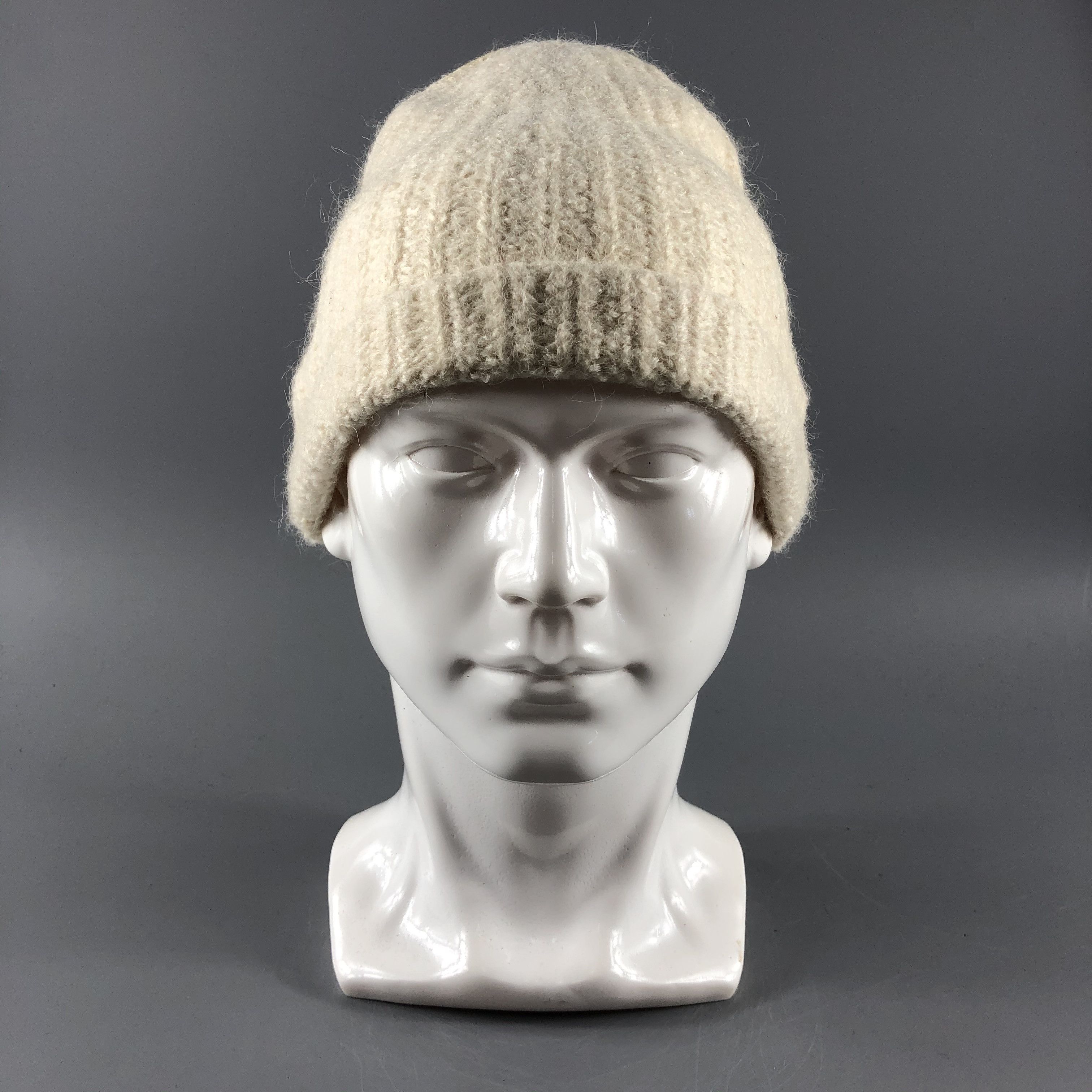 image of Lacoste Hats Crochet Beanie Snow Hat Snow Cap B209, Men's