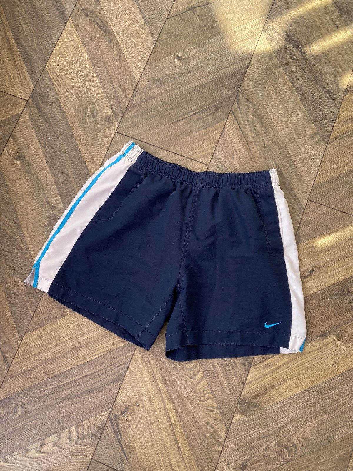Nike × Vintage Vintage Nike Shorts Size US 33 - 4 Thumbnail