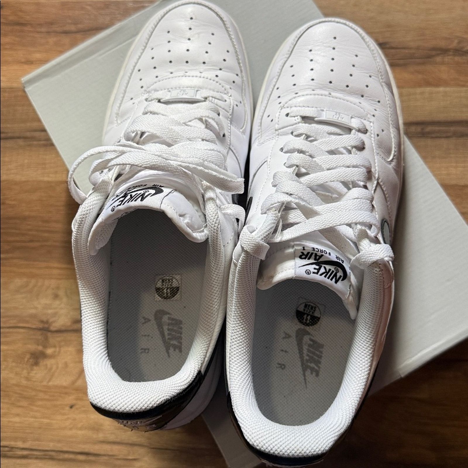 Nike 2010 Nike Air Force 1 White Black Patent Size US 11 / EU 44 - 6 Thumbnail