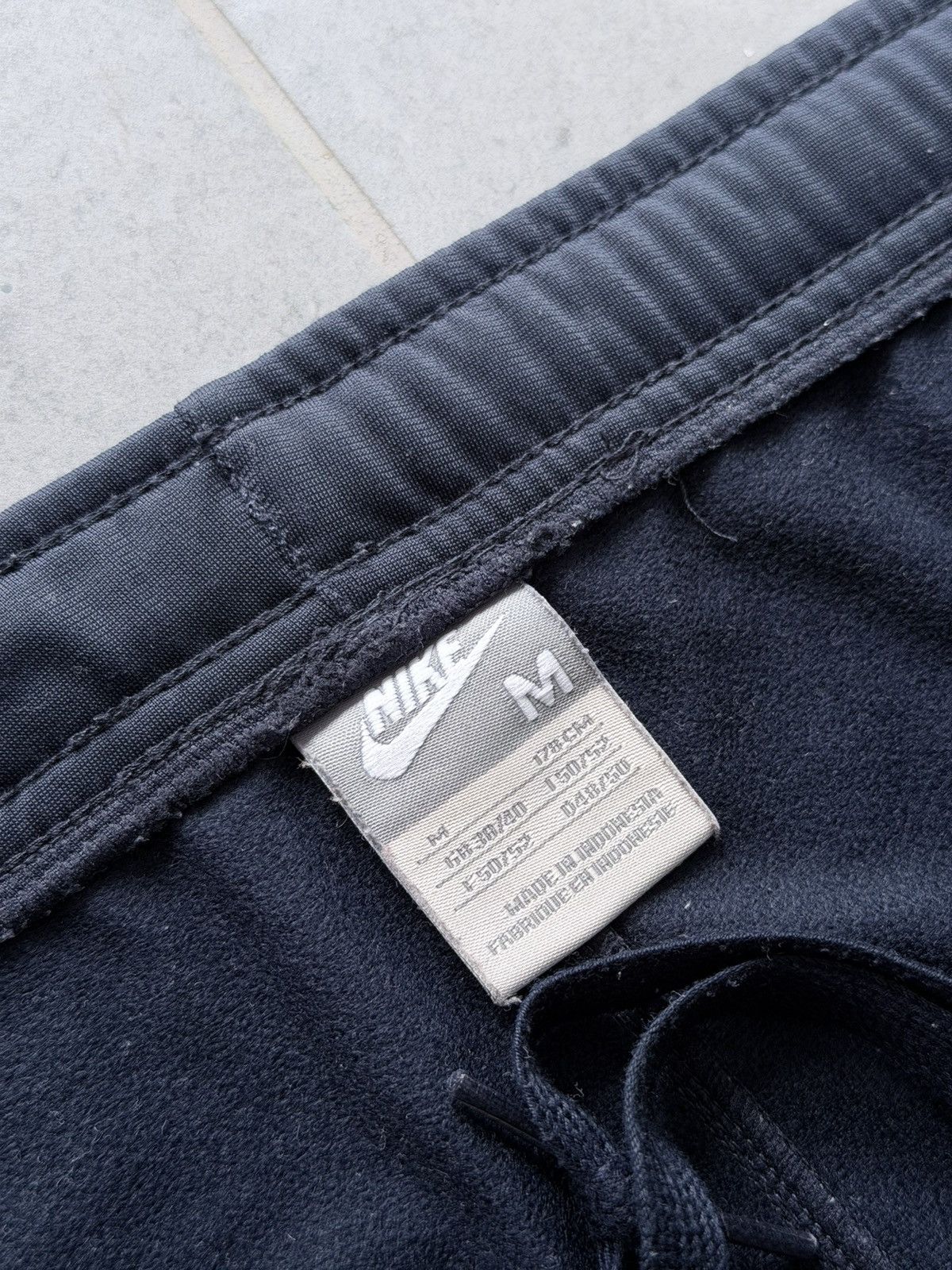 Nike Vintage 00s Nike Baggy Sweatpants Y2K Size US 32 / EU 48 - 4 Thumbnail
