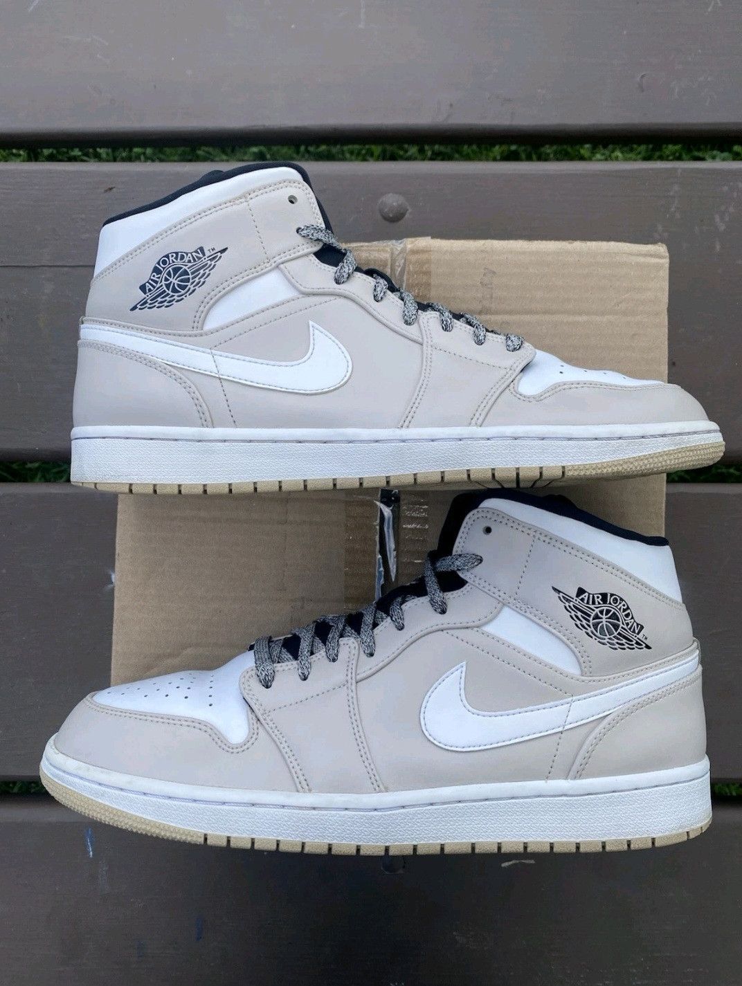 Jordan Brand Nike Air Jordan Retro 1 Mid Desert Sand Size 13 Men Size US 13 / EU 46 - 3 Thumbnail
