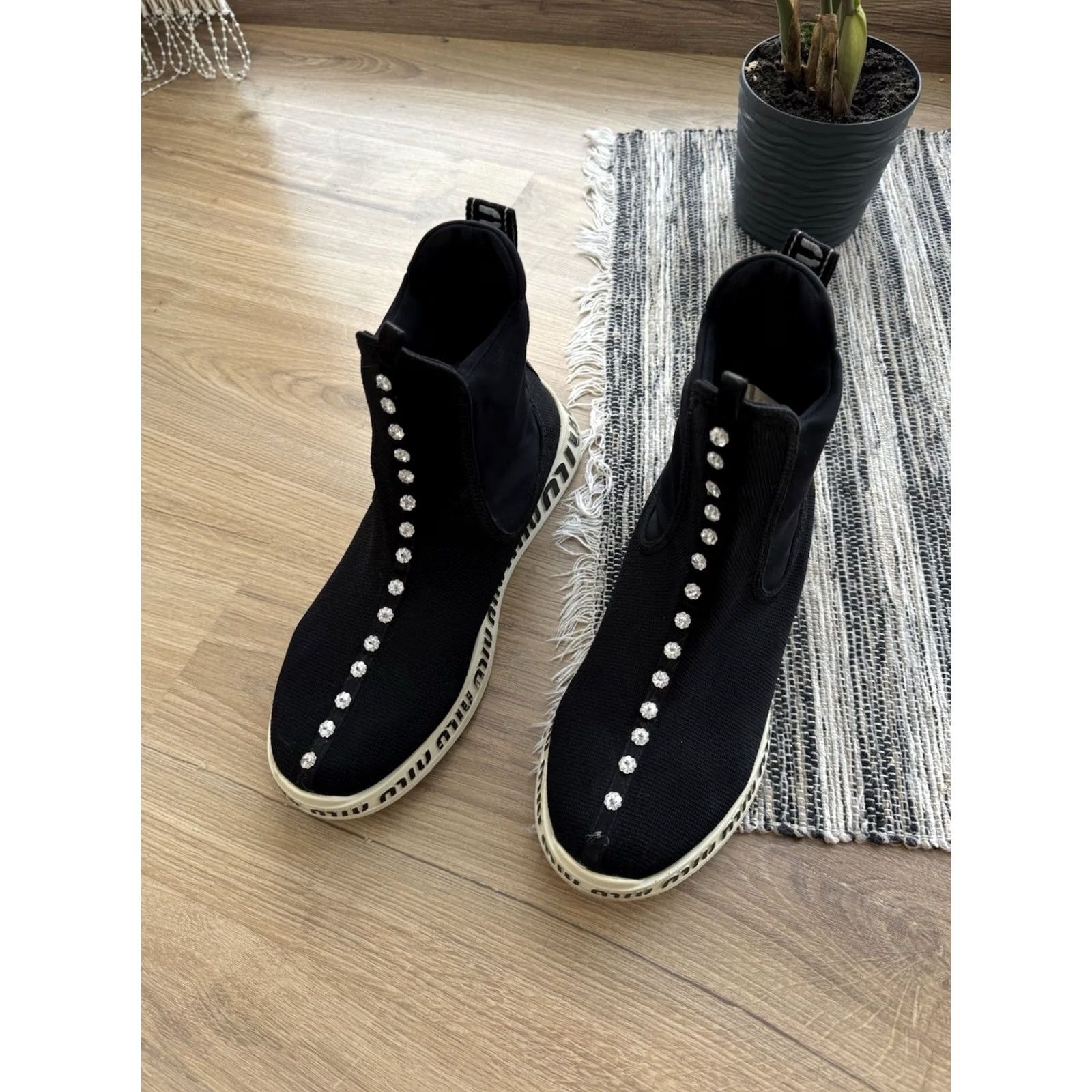 Miu Miu VINTAGE Miu Miu High Top Sneakers Knit Black Shoes 39 US 8.5 Woman Shadow Logo Retro City Avant Garde Size M / US 6-8 / IT 42-44 - 4 Thumbnail
