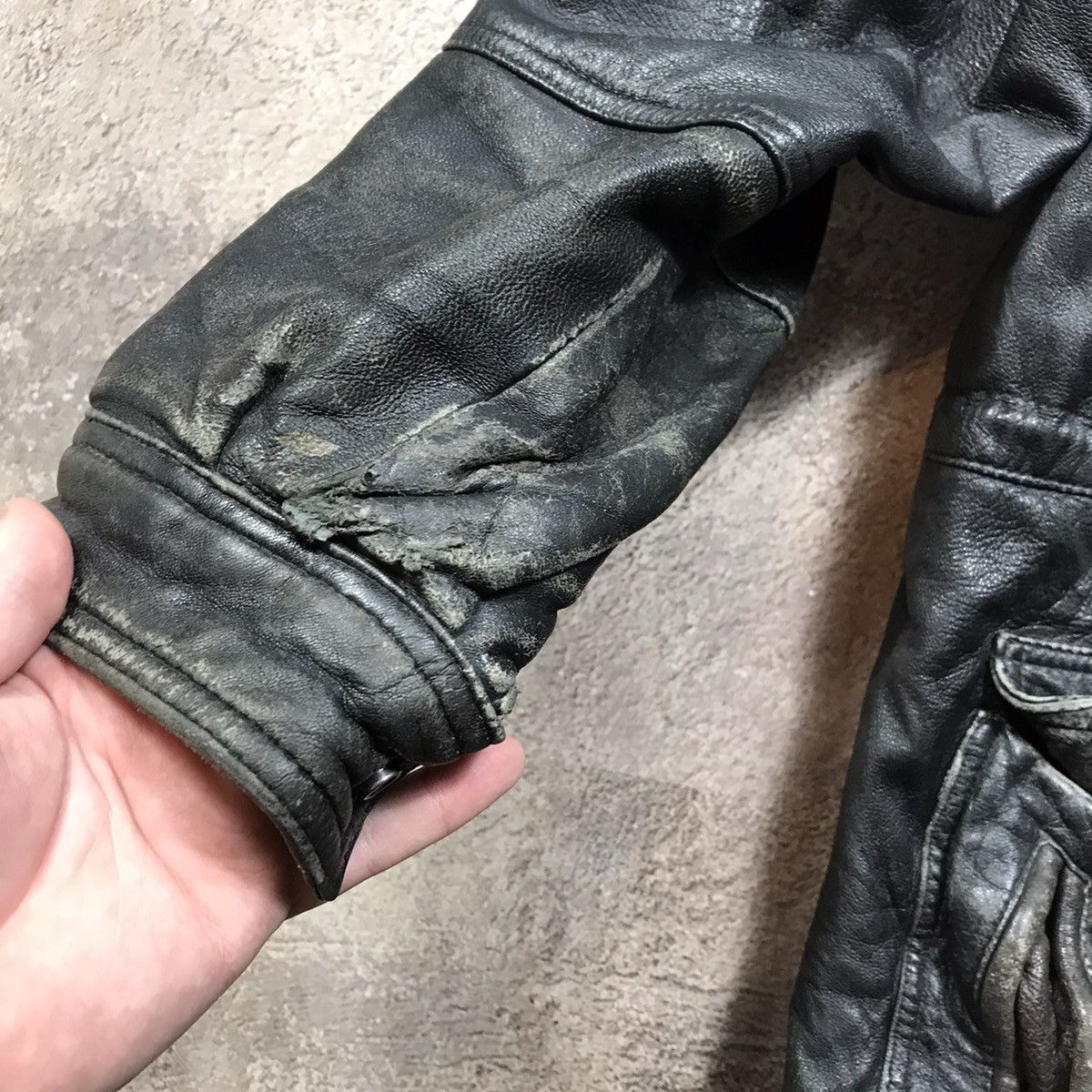 Vintage Vintage Y2K Oversized Leather Jacket Thrashed Streetwear XL Size US XL / EU 56 / 4 - 6 Thumbnail