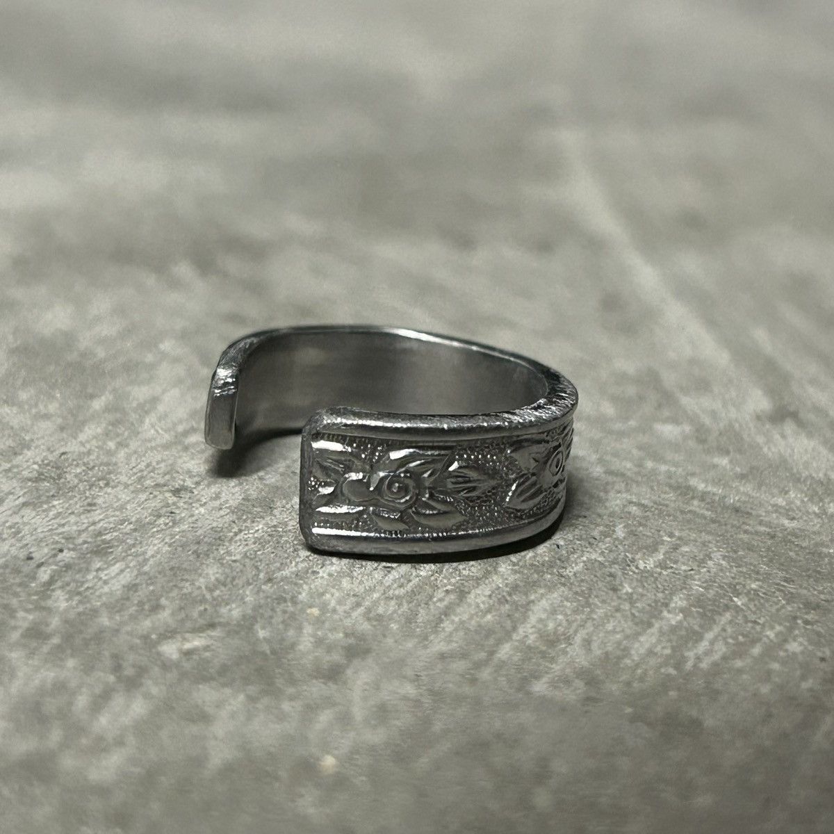 Vintage Y2K Plant Custom Silver Ring Size ONE SIZE - 2 Thumbnail