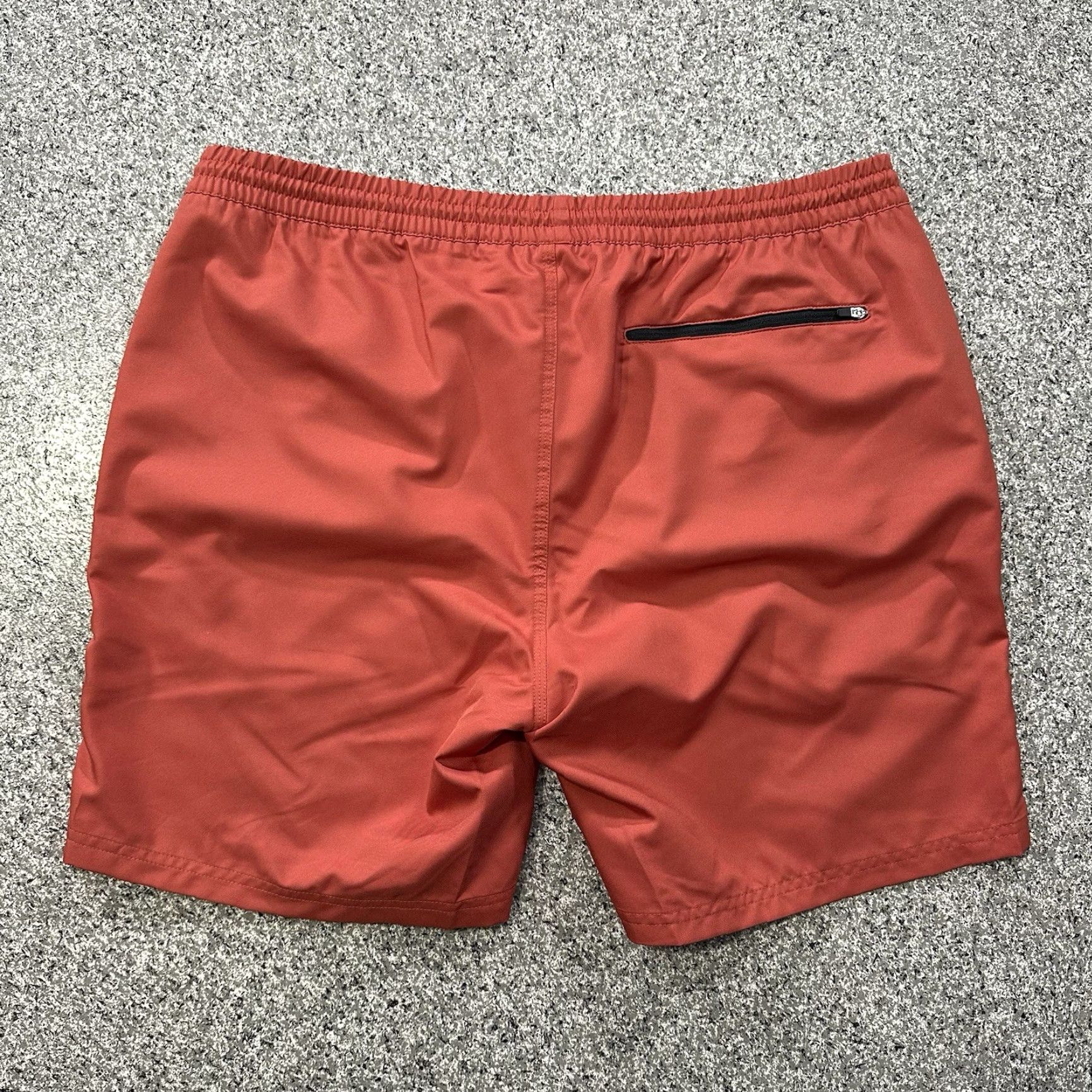 Outerknown VINTAGE Outerknown Nomadic Athletic Shorts Mens XL 7” 7in Inseam Red Drawstring Pockets Lined Polyester Flat-front Activewear Size US 36 / EU 52 - 4 Thumbnail