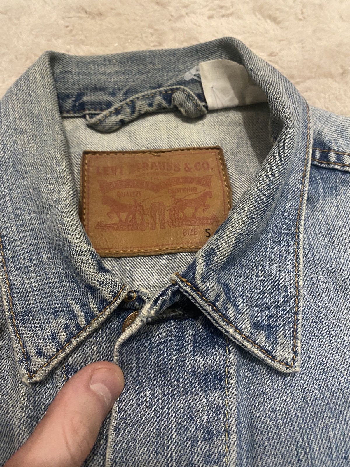 Levi's Levi Strauss denim distreesed jacket Size US M / EU 48-50 / 2 - 5 Thumbnail