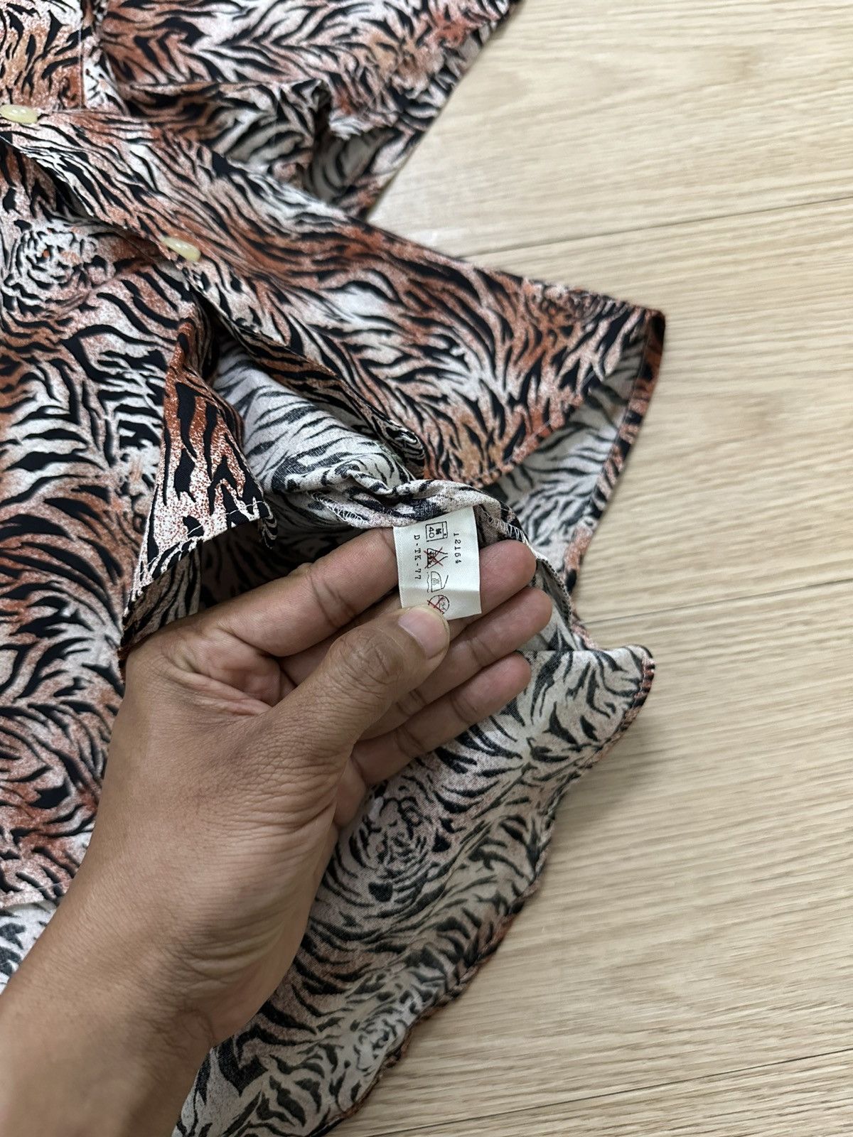 Beauty Beast × Japanese Brand × Wacko Maria Rare Beautiful Parody Wacko Maria Tiger Motive Shirt Size US L / EU 52-54 / 3 - 7 Thumbnail