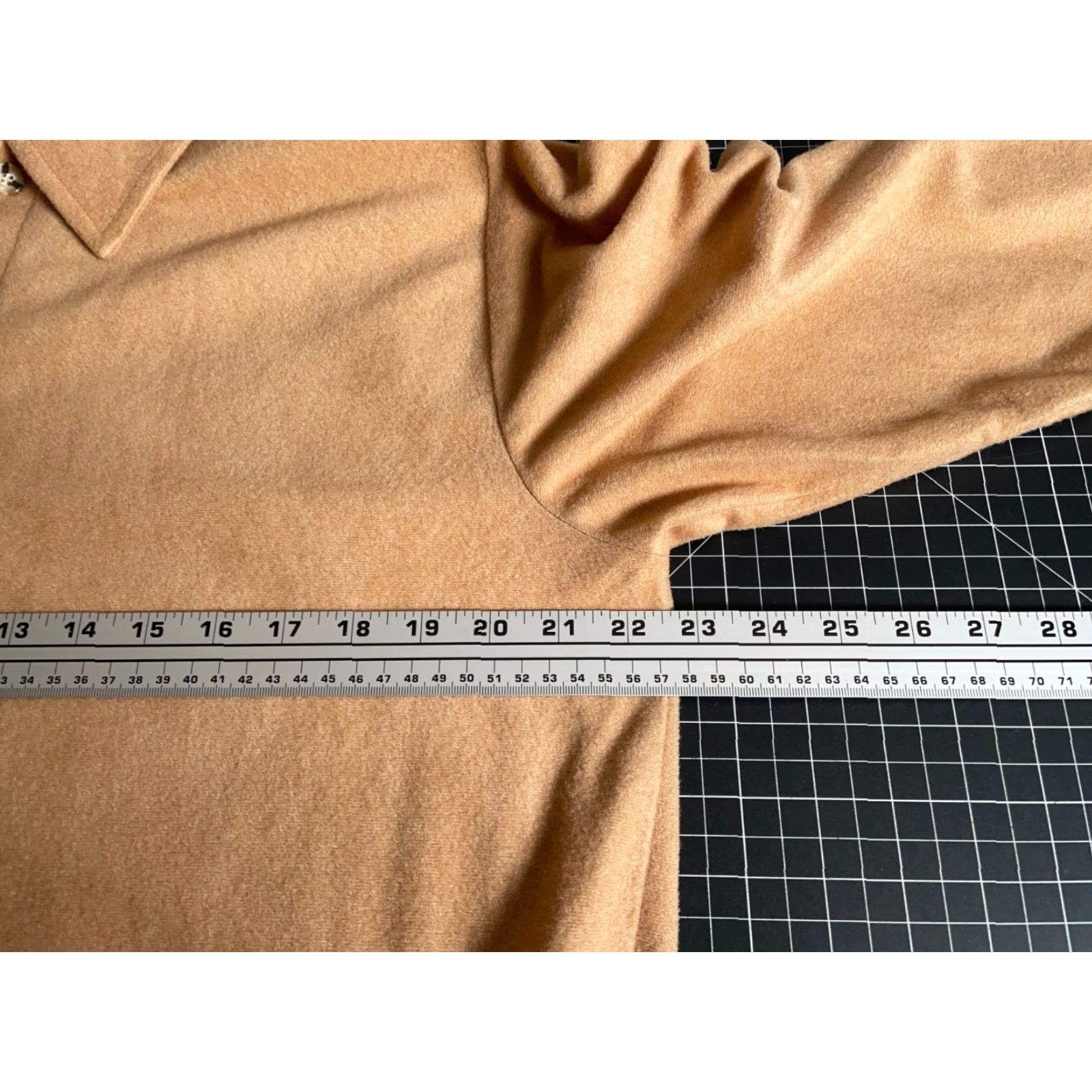 Vintage VINTAGE Classic Collection Long Sleeve Polo Shirt Men's Large Beige Velvet 70s Retro Preppy Size US L / EU 52-54 / 3 - 5 Thumbnail