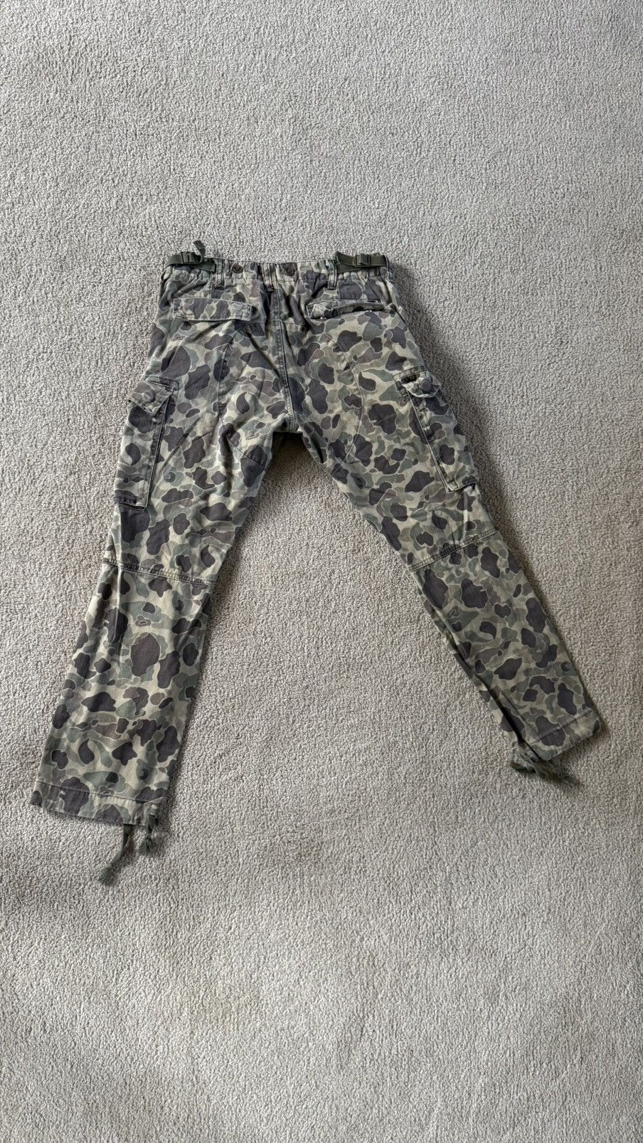 MNML Vintage Camo Cargos Size US 32 / EU 48 - 1 Thumbnail