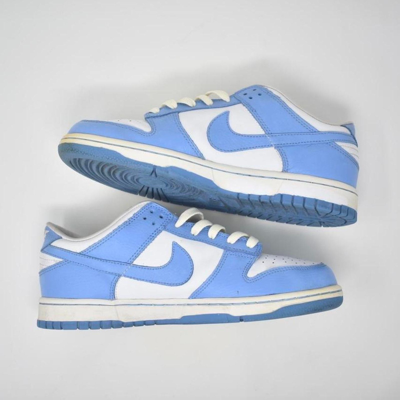 Nike 2005 Nike Dunk Low “University Blue UNC" Size US 8.5 / IT 38.5 - 4 Thumbnail