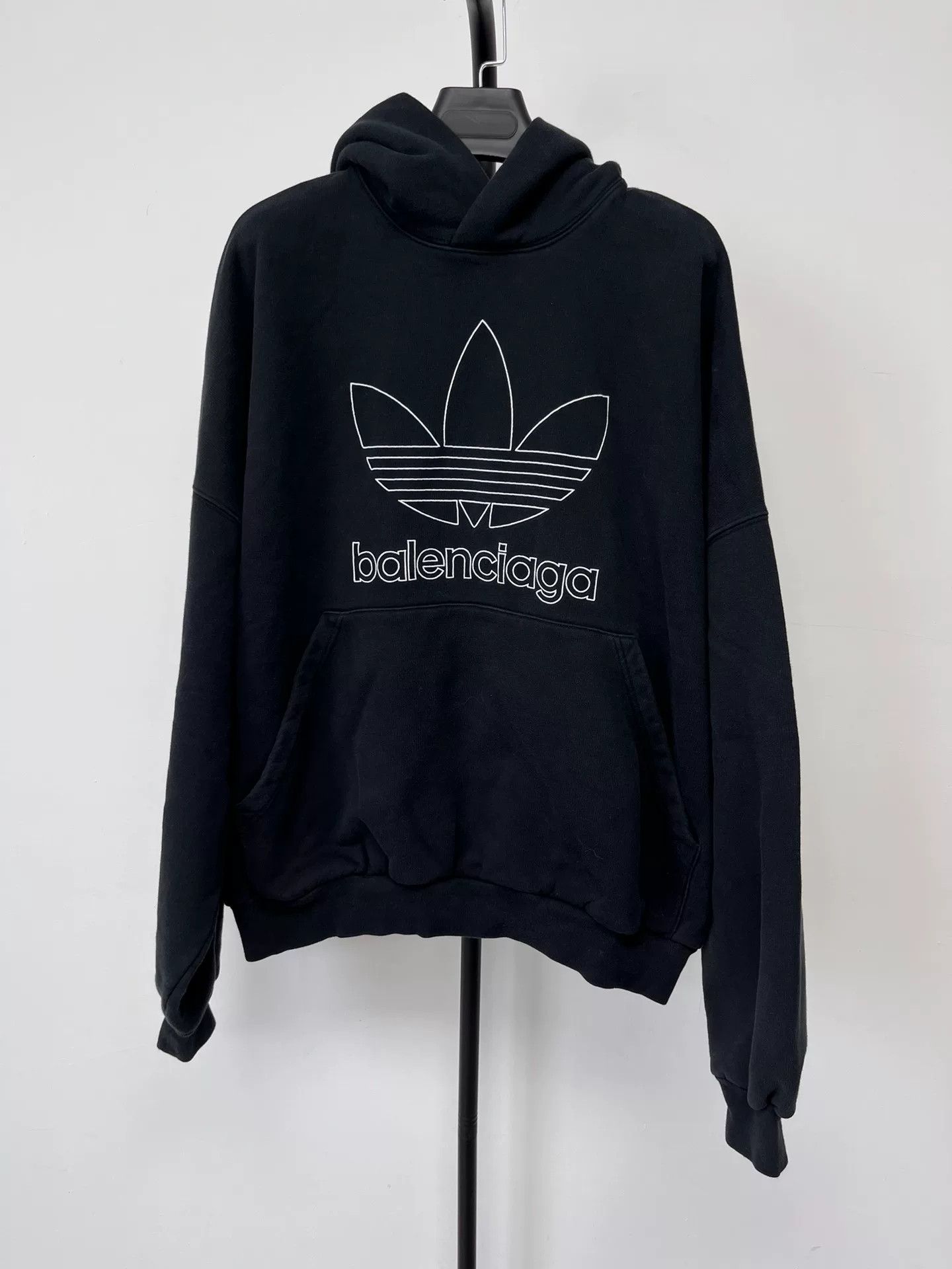 Balenciaga balenciaga x adidas logo hooded sweatshirt Size US S / EU 44-46 / 1 - 1 Thumbnail