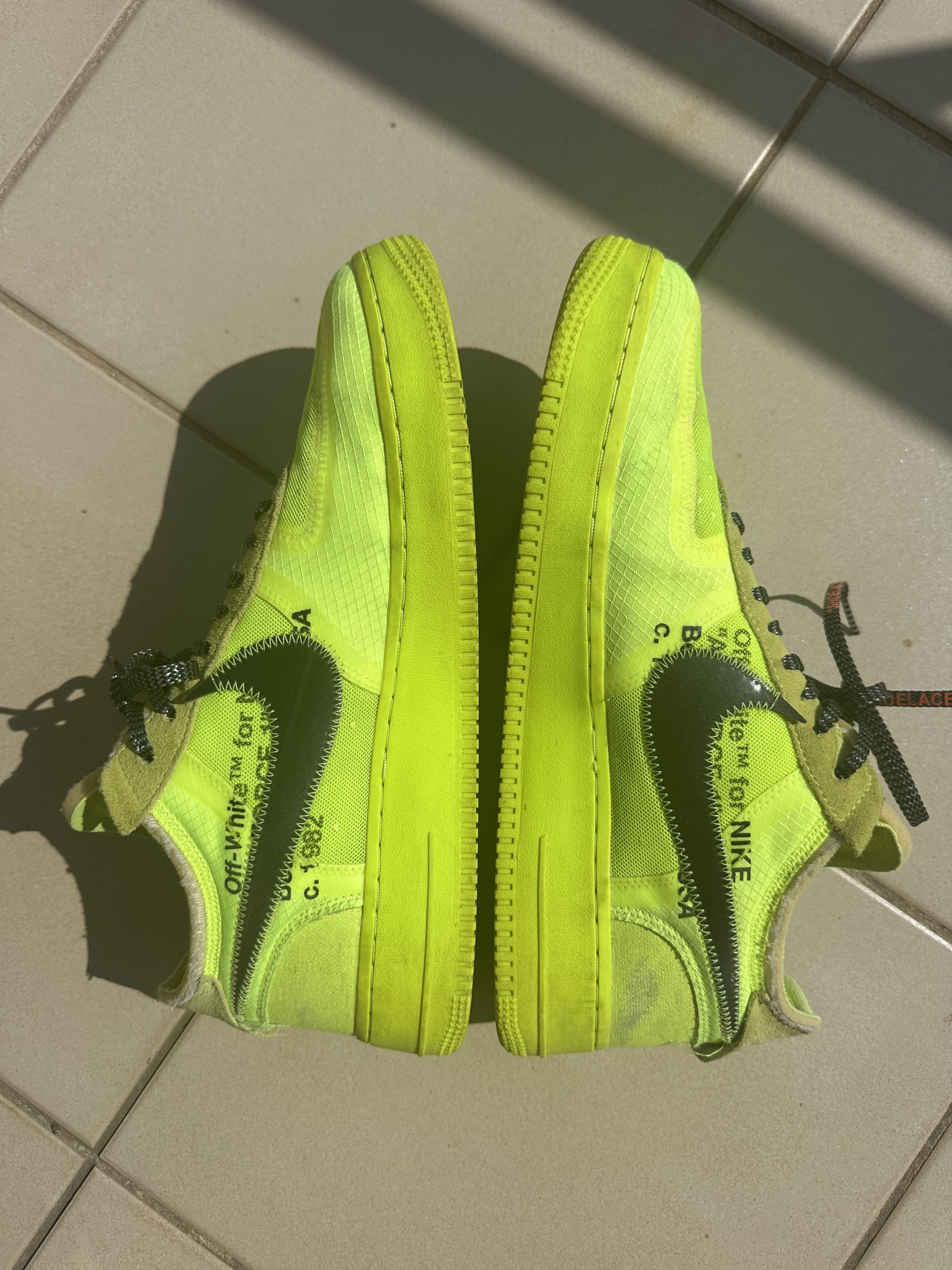 Nike × Off-White Off white Nike Air Force 1 Volt Size US 12 / EU 45 - 2 Thumbnail