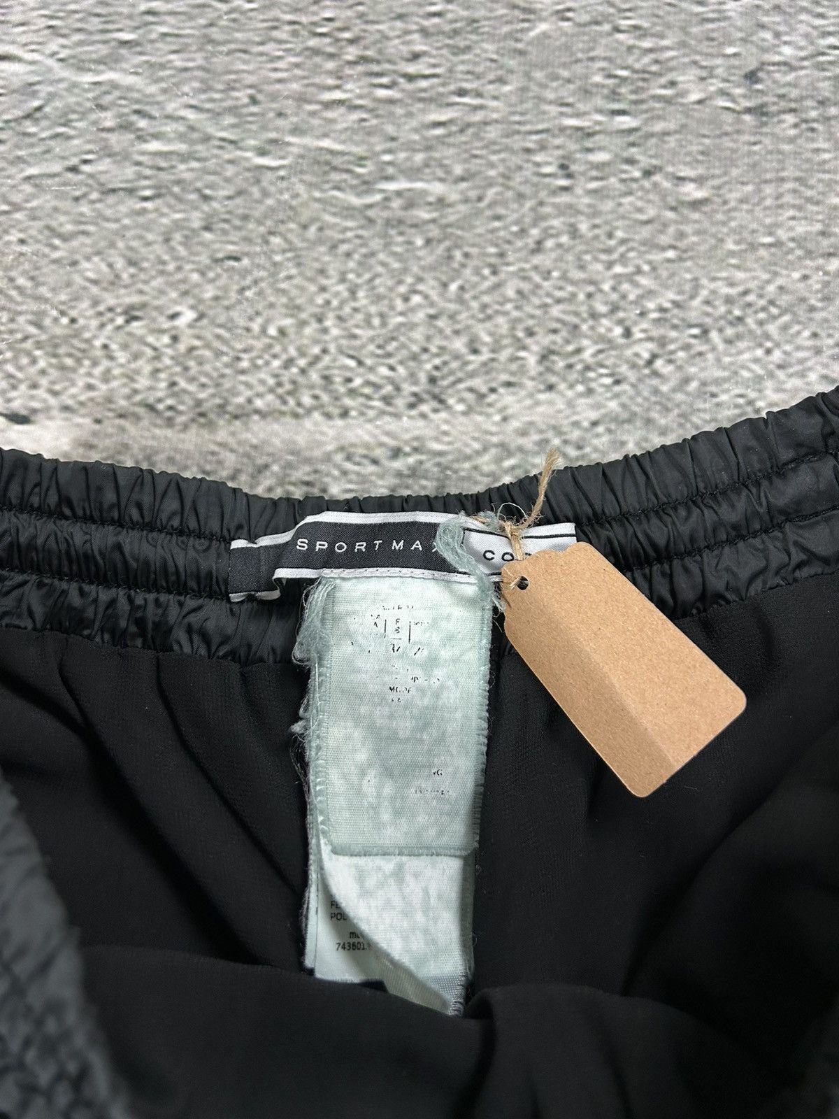 Max Mara Sportmax Max Mara black joggers sweatpants Size 27" / US 4 / IT 40 - 6 Thumbnail
