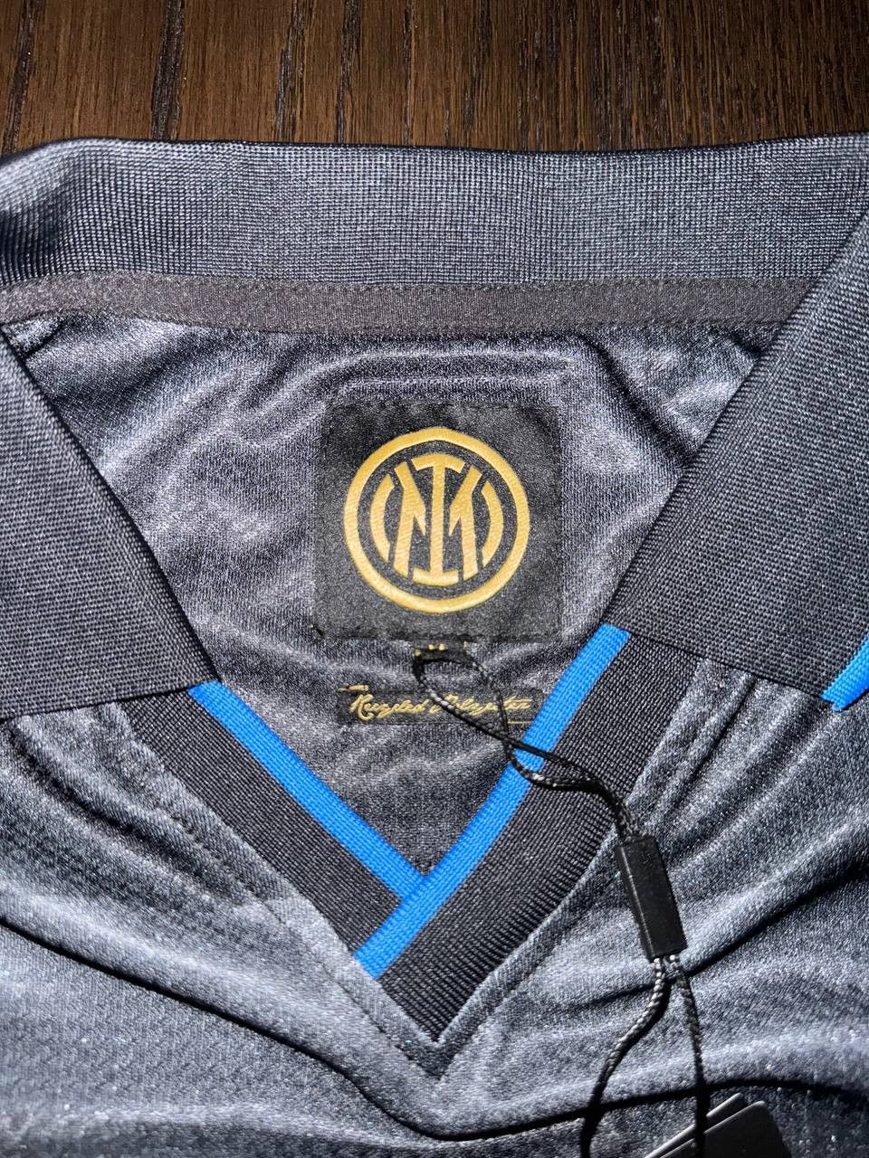 Other Inter Milan 1998 UEFA CUP Final Kit M - FREE SHIPPING Size US M / EU 48-50 / 2 - 3 Thumbnail