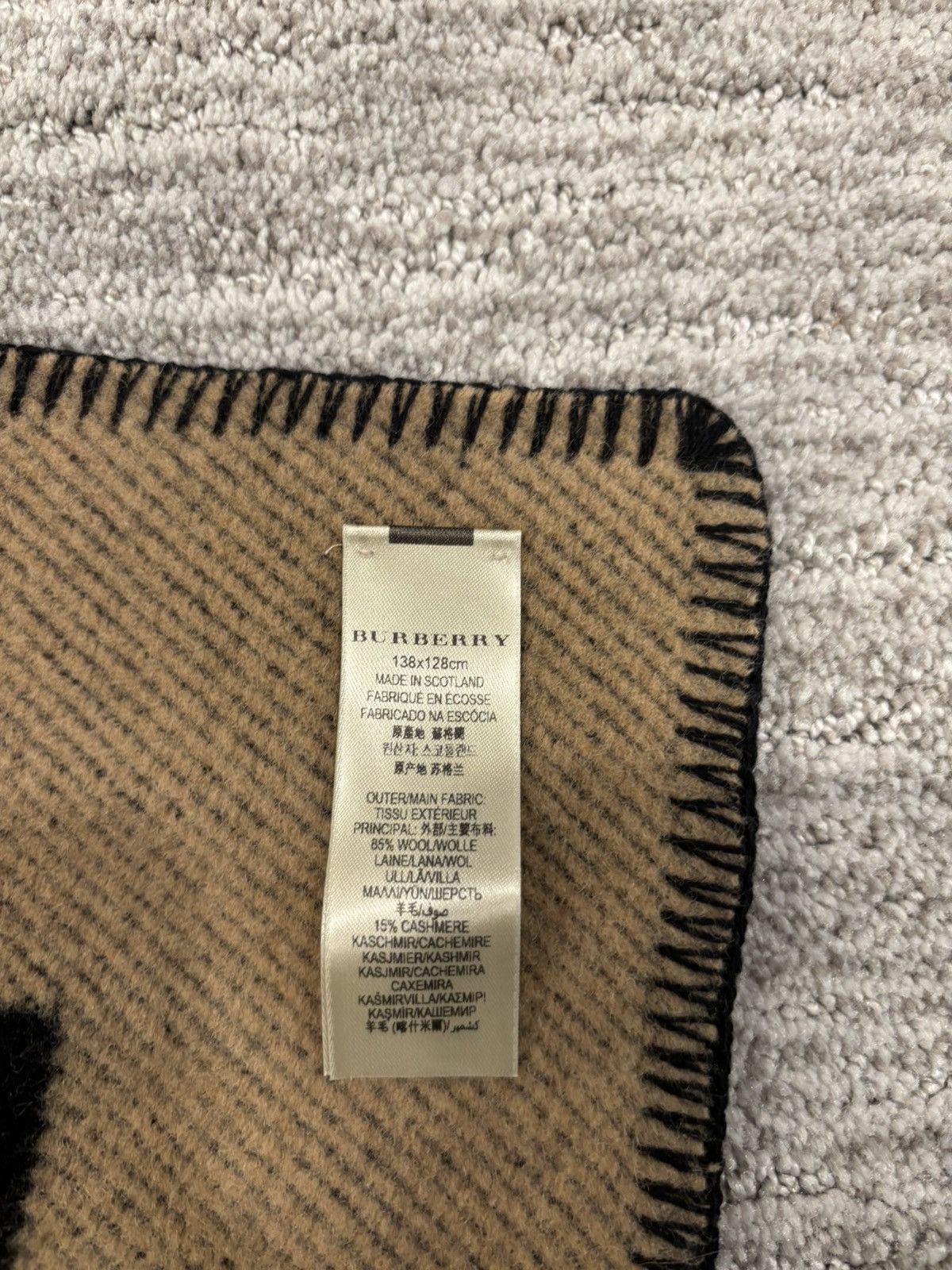 Burberry Burberry Wool Poncho / Blanket Cape — Perfect Condition Size ONE SIZE - 4 Thumbnail