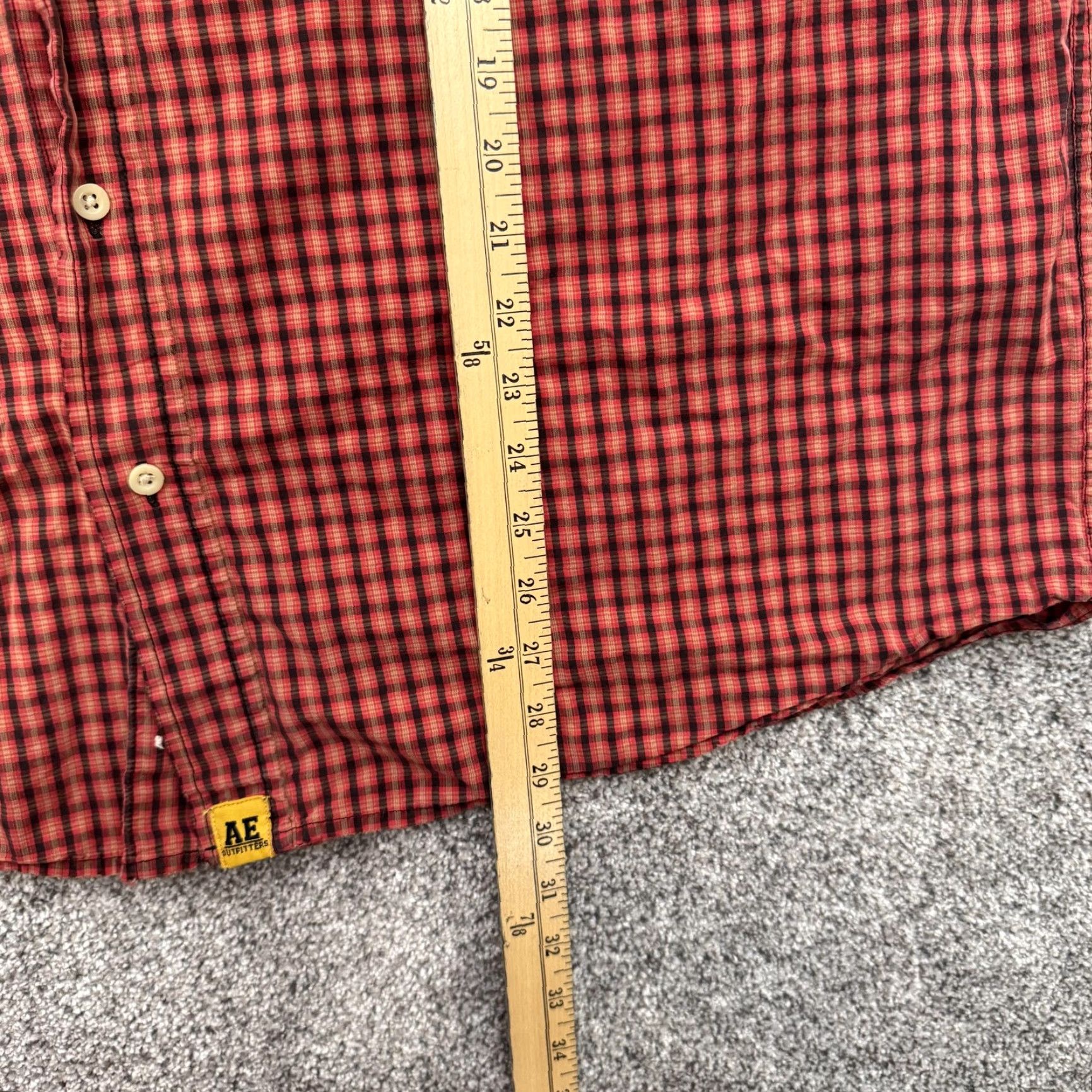 American Eagle Outfitters VINTAGE American Eagle Outfitters Shirt XL Plaid Red Button-Down Collared Long Sleeve Men Regular 90s Grunge Preppy Distress Layering Size US XL / EU 56 / 4 - 3 Thumbnail