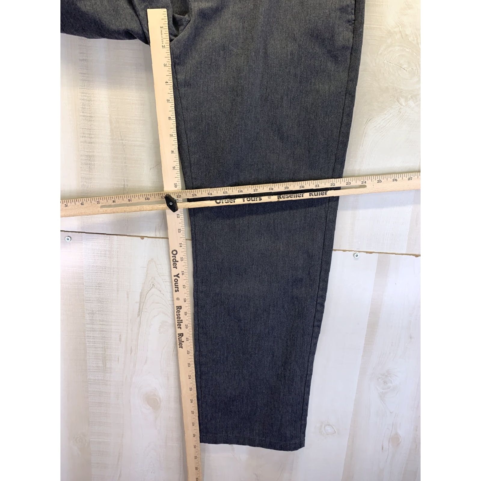 Old Navy Old Navy Men's Gray Ultimate Loose Built In Flex Trouser Pants 32x30 NWT-11070 Size US 32 / EU 48 - 3 Thumbnail