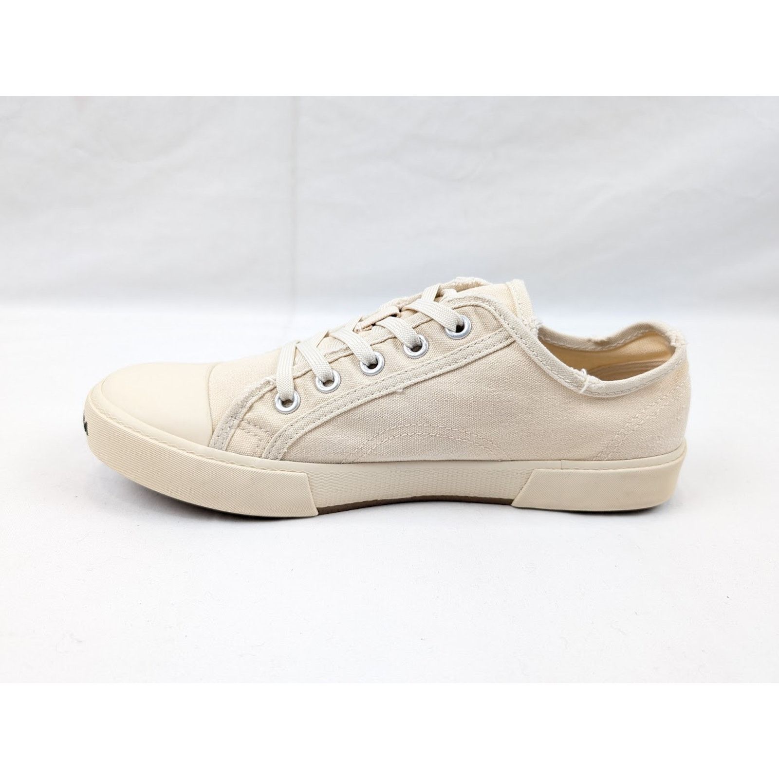 Balenciaga o1rshd1 Paris Low-Top Sneakers in White Size US 7 / EU 40 - 9 Thumbnail