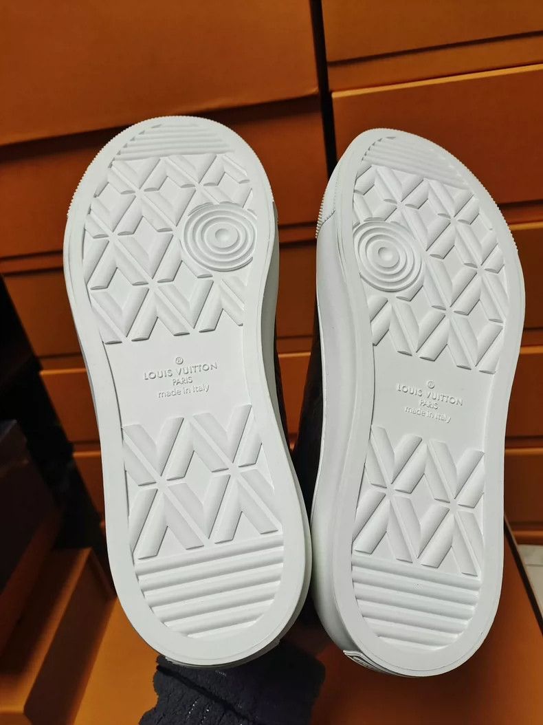 Louis Vuitton Louis Vuitton Men's Metallic Checkerboard Plate Shoes-2507 Size US 5 / EU 37 - 9 Thumbnail