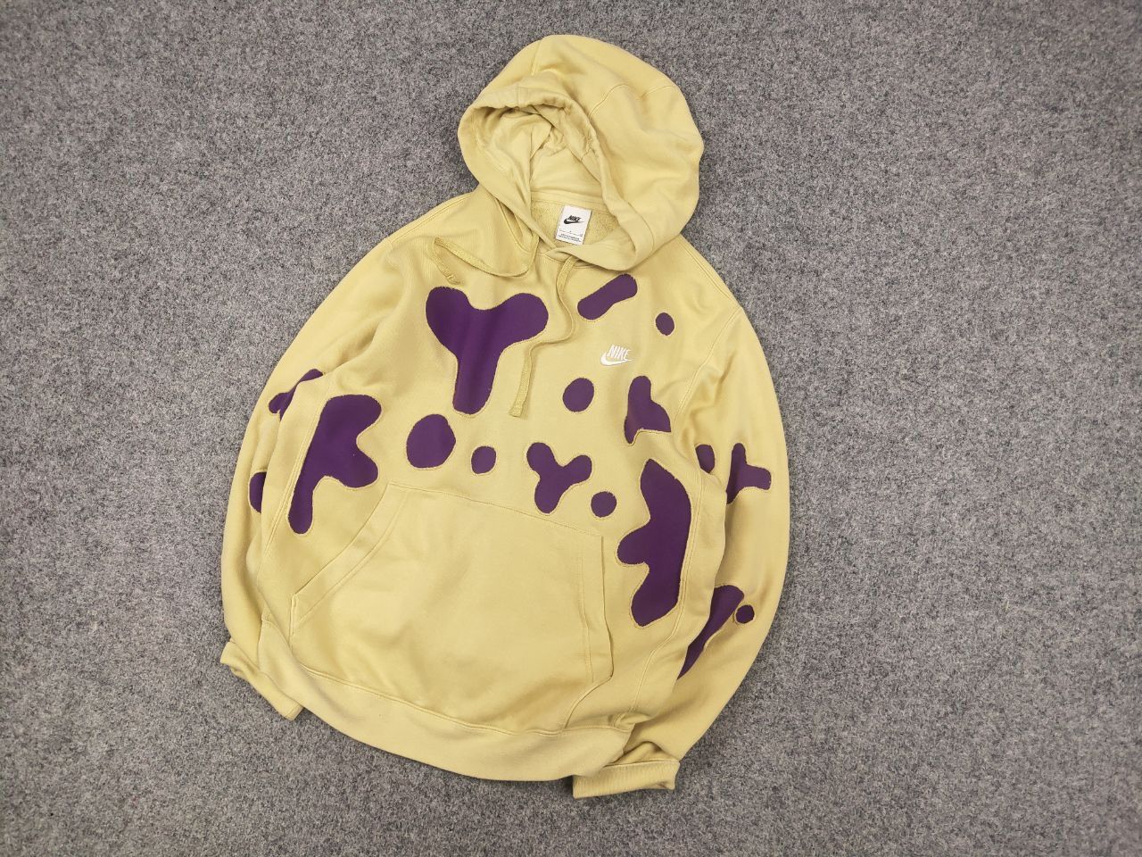 Nike Rare Nike skeleton Logo vintage reworked Hoodie Y2K Style Size US S / EU 44-46 / 1 - 4 Thumbnail