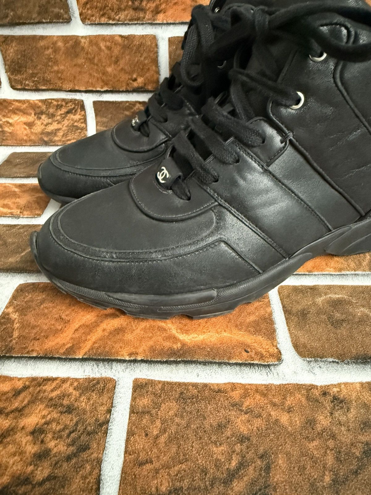 Chanel 🔥♠️Cc trainers Size US 9 / EU 42 - 3 Thumbnail