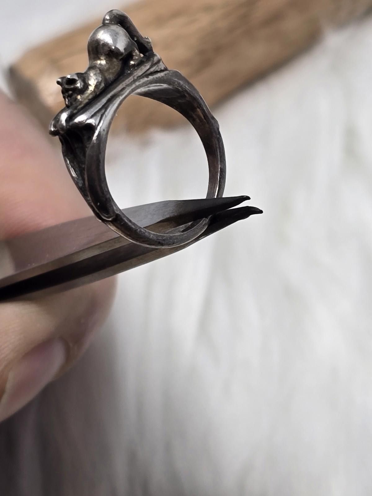 The Unbranded Brand Vintage Sterling Silver 3D Figural Crouching Cat Ring Size ONE SIZE - 1 Thumbnail