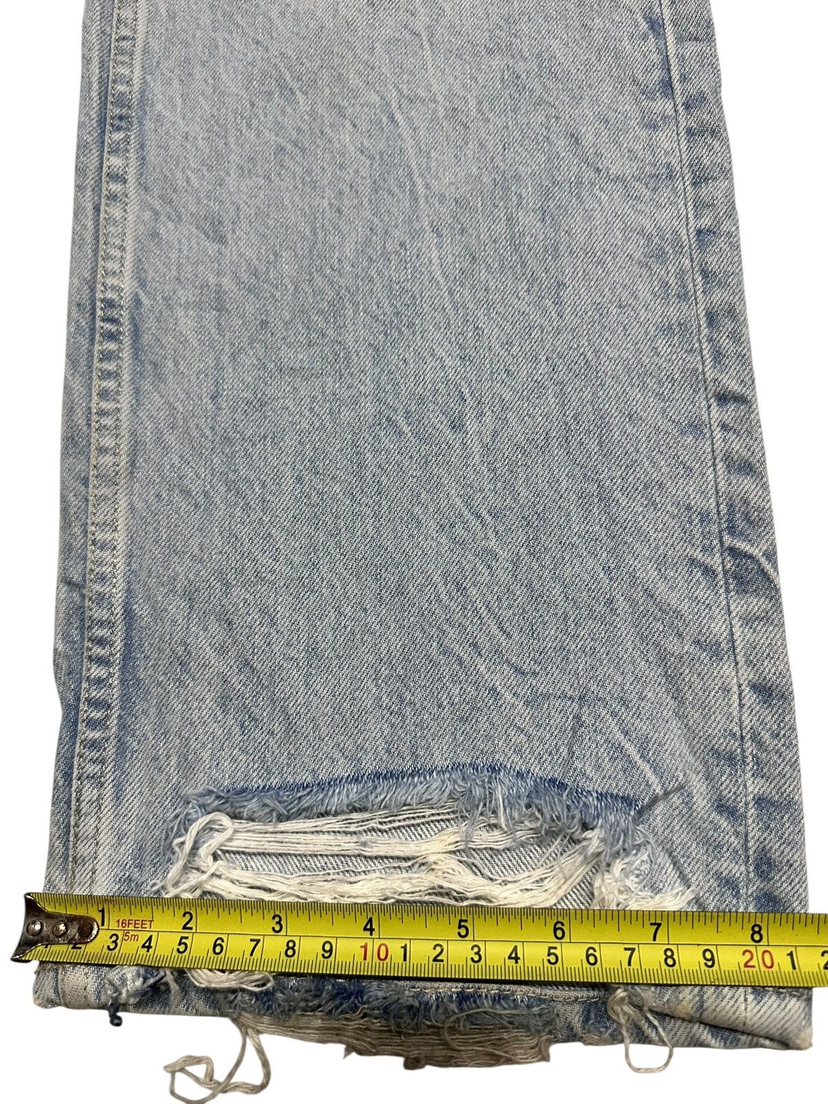 Bershka Bershka Denim Vintage 90's Distressed Ripped Baggy and Faded Size US 29 - 16 Thumbnail