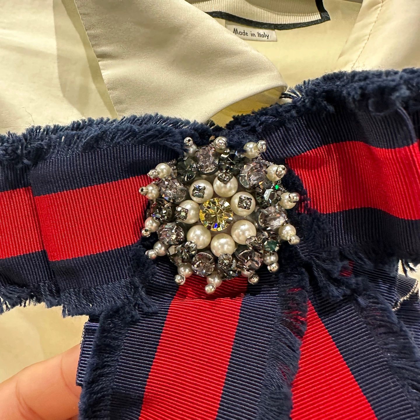Gucci Gucci mar393 crystal pearl ribbon long-sleeve shirt 38 Size XS / US 0-2 / IT 36-38 - 6 Thumbnail