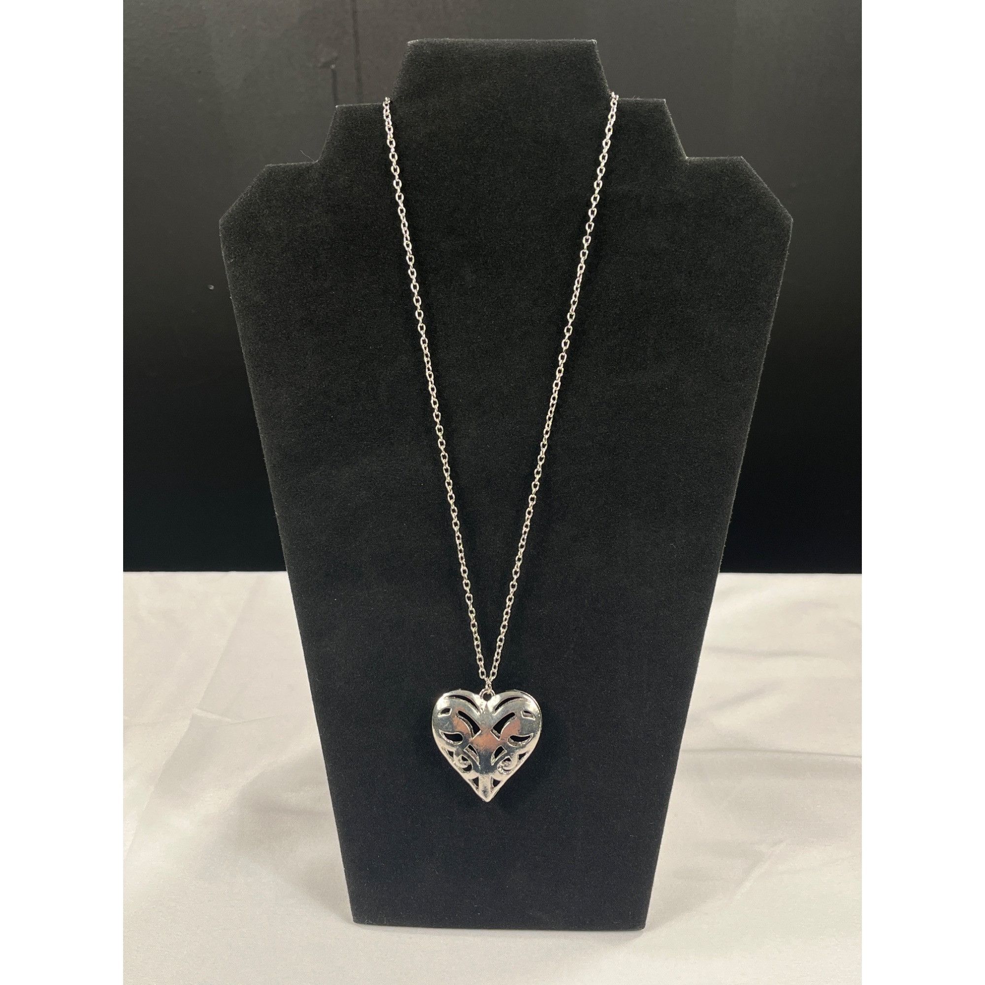 Designer Vampire Diaries SKU 7847 Caroline Forbes Antique Silver Open Size ONE SIZE - 1 Thumbnail