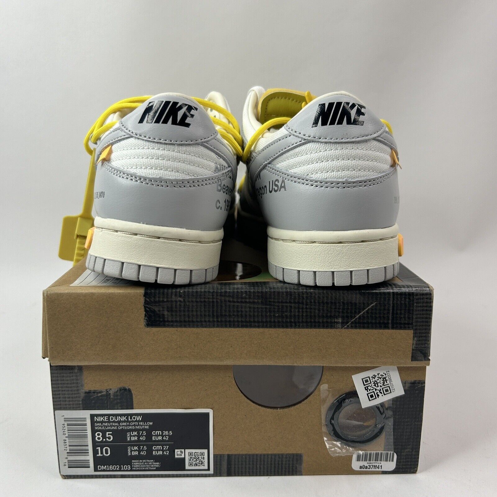 Nike Nike Dunk Low x Off-White Lot 29 of 50 “Sail/Neutral Gray” Size US 8.5 / EU 41-42 - 4 Thumbnail