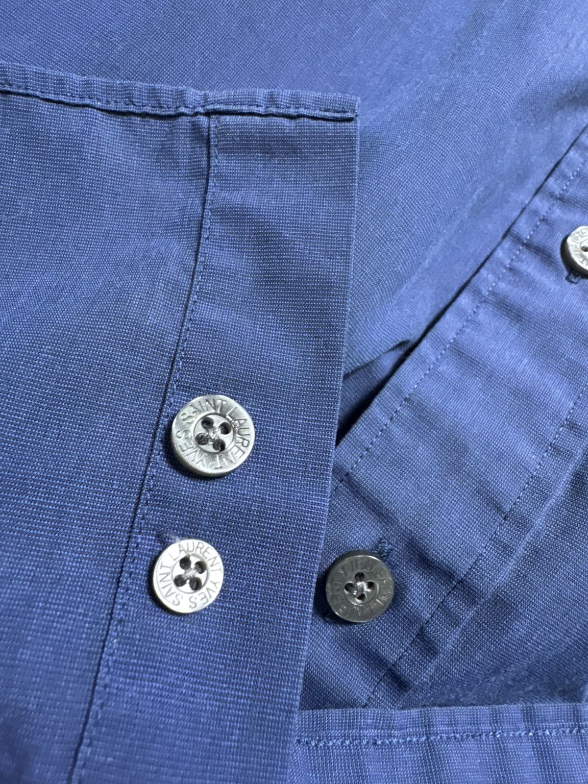Yves Saint Laurent Yves Saint Laurent YSL Luxury Button Up Shirt Blue Size US L / EU 52-54 / 3 - 8 Thumbnail