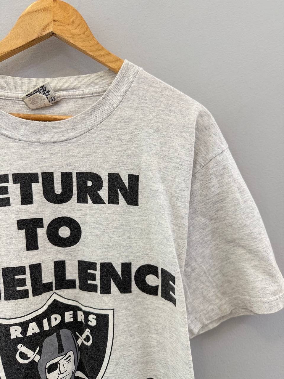NFL Vintage 1995 Oakland Raiders T-Shirt NFLP Size US XL / EU 56 / 4 - 2 Thumbnail