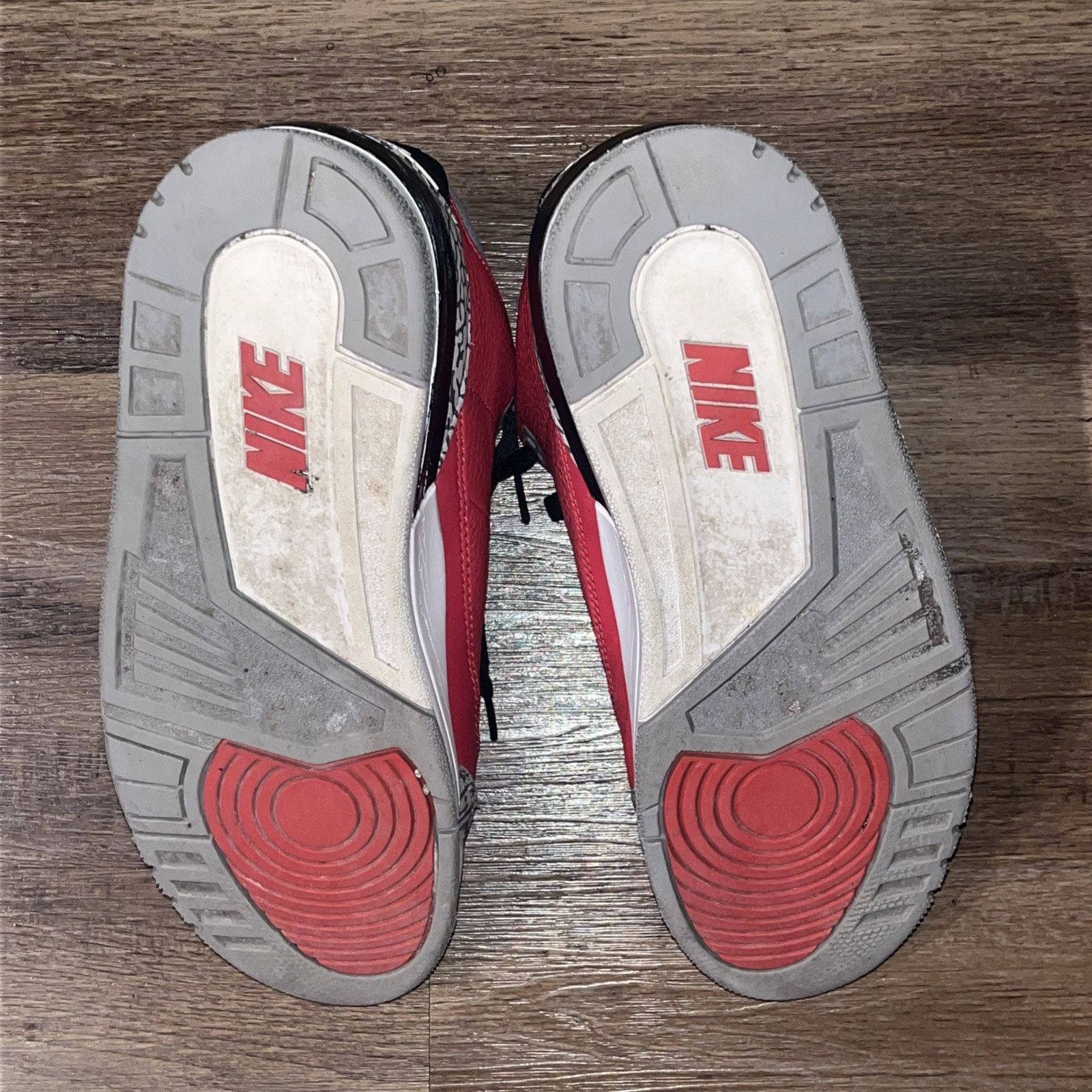 Jordan Brand × Nike Air Jordan 3 Retro SE "Unite -Size 9.5 Men’s Chi Exclusive Size US 9.5 / EU 42-43 - 5 Thumbnail