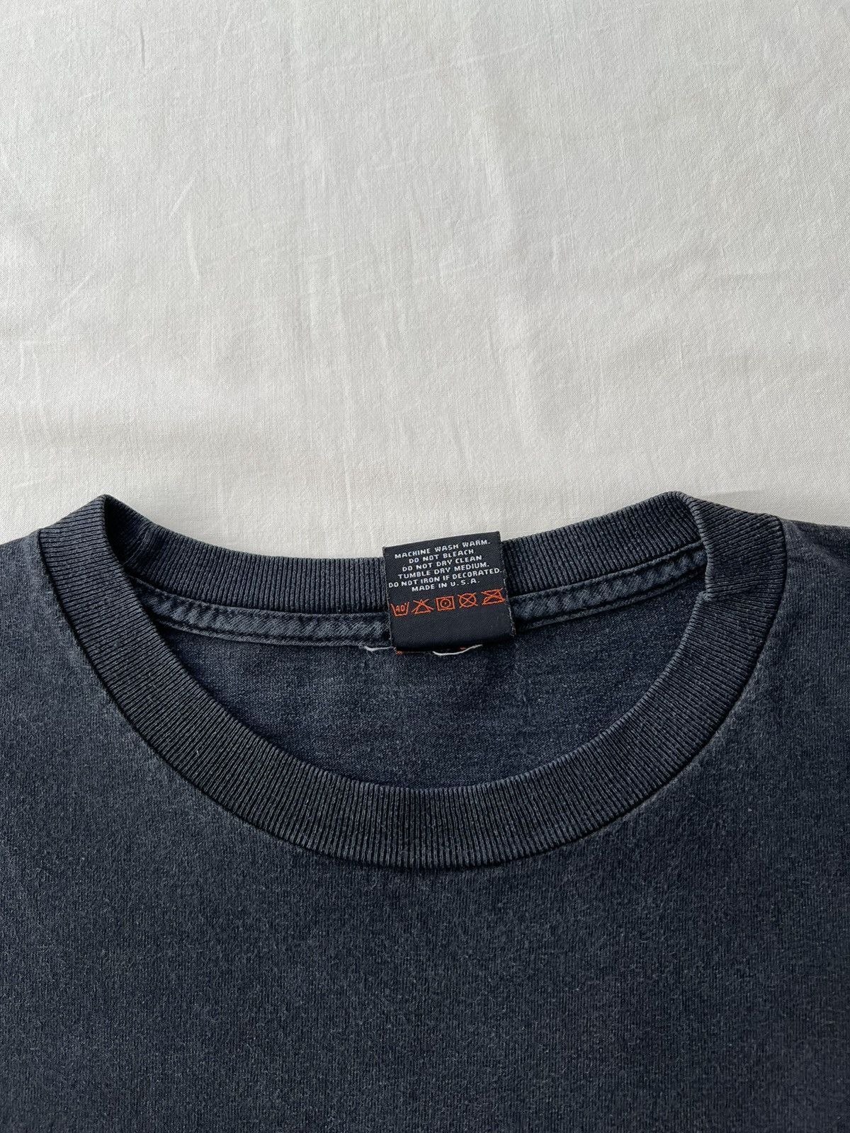 Harley Davidson Vintage 2001 Harley Davidson Fire Flame Eagle Long Sleeve Size US XXL / EU 58 / 5 - 18 Thumbnail