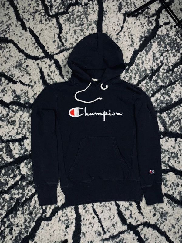 Champion Champion reverse weave navy blue S logo hoodie Size US S / EU 44-46 / 1 - 1 Thumbnail